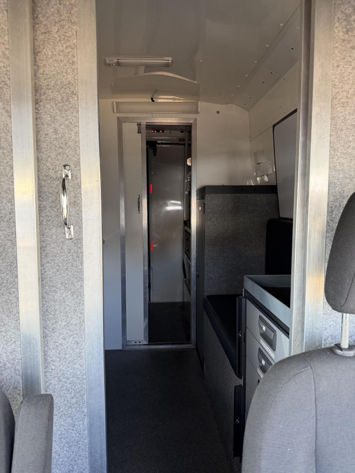 2015 Ford Transit 2.2 TDCi 350 Panel Van 5dr Diesel Manual RWD L3 H2 Euro 5 (155 ps) - Thumbnail 33