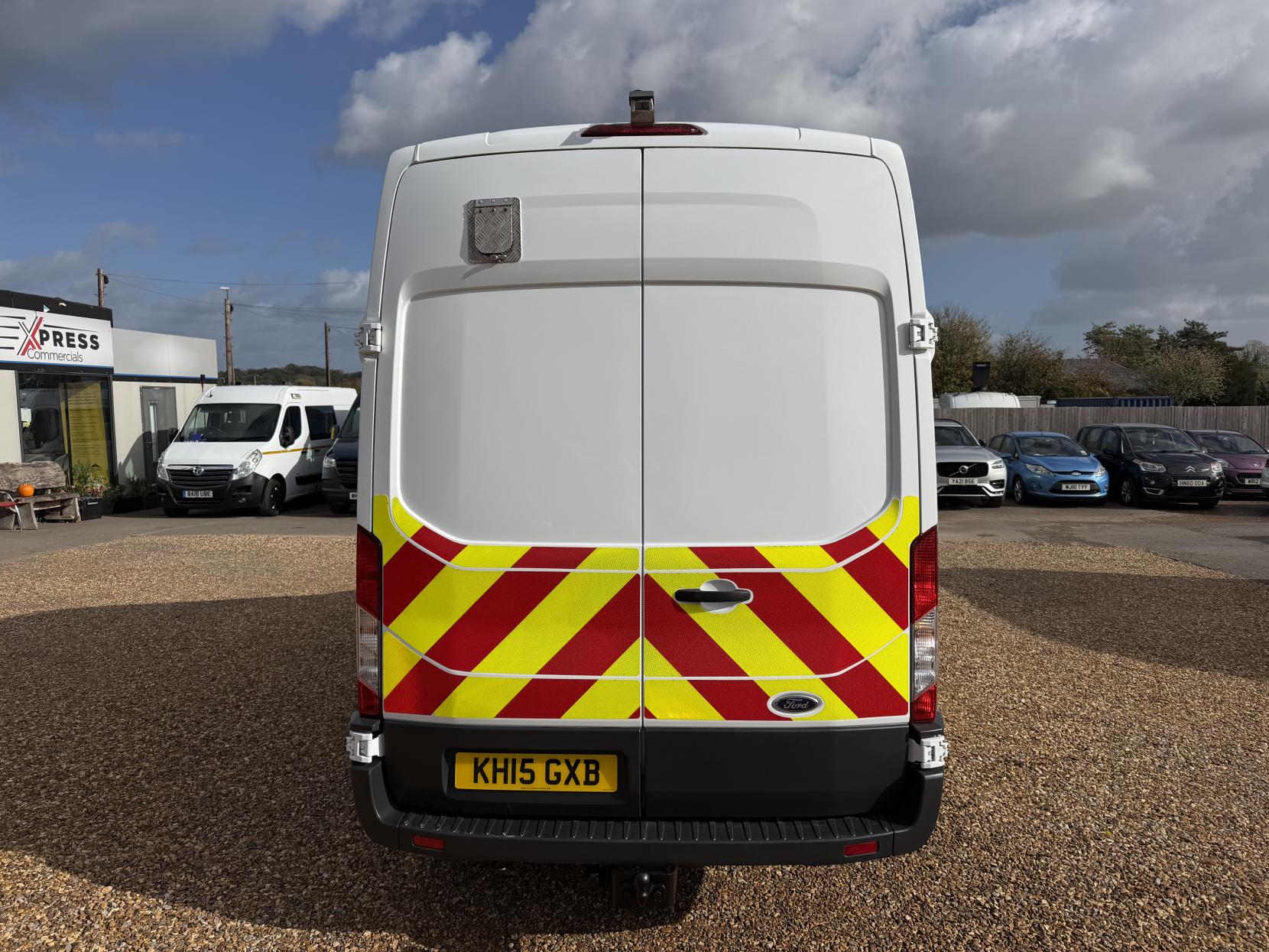 2015 Ford Transit 2.2 TDCi 350 Panel Van 5dr Diesel Manual RWD L3 H2 Euro 5 (155 ps) - Thumbnail 10