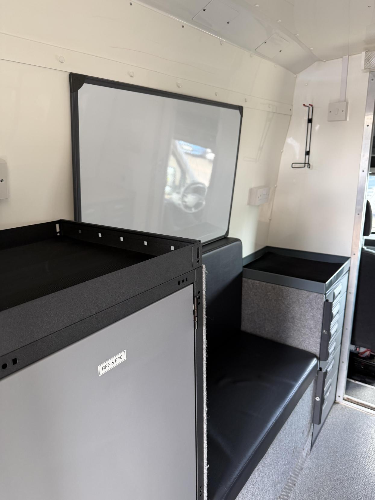 2015 Ford Transit 2.2 TDCi 350 Panel Van 5dr Diesel Manual RWD L3 H2 Euro 5 (155 ps) - Thumbnail 62