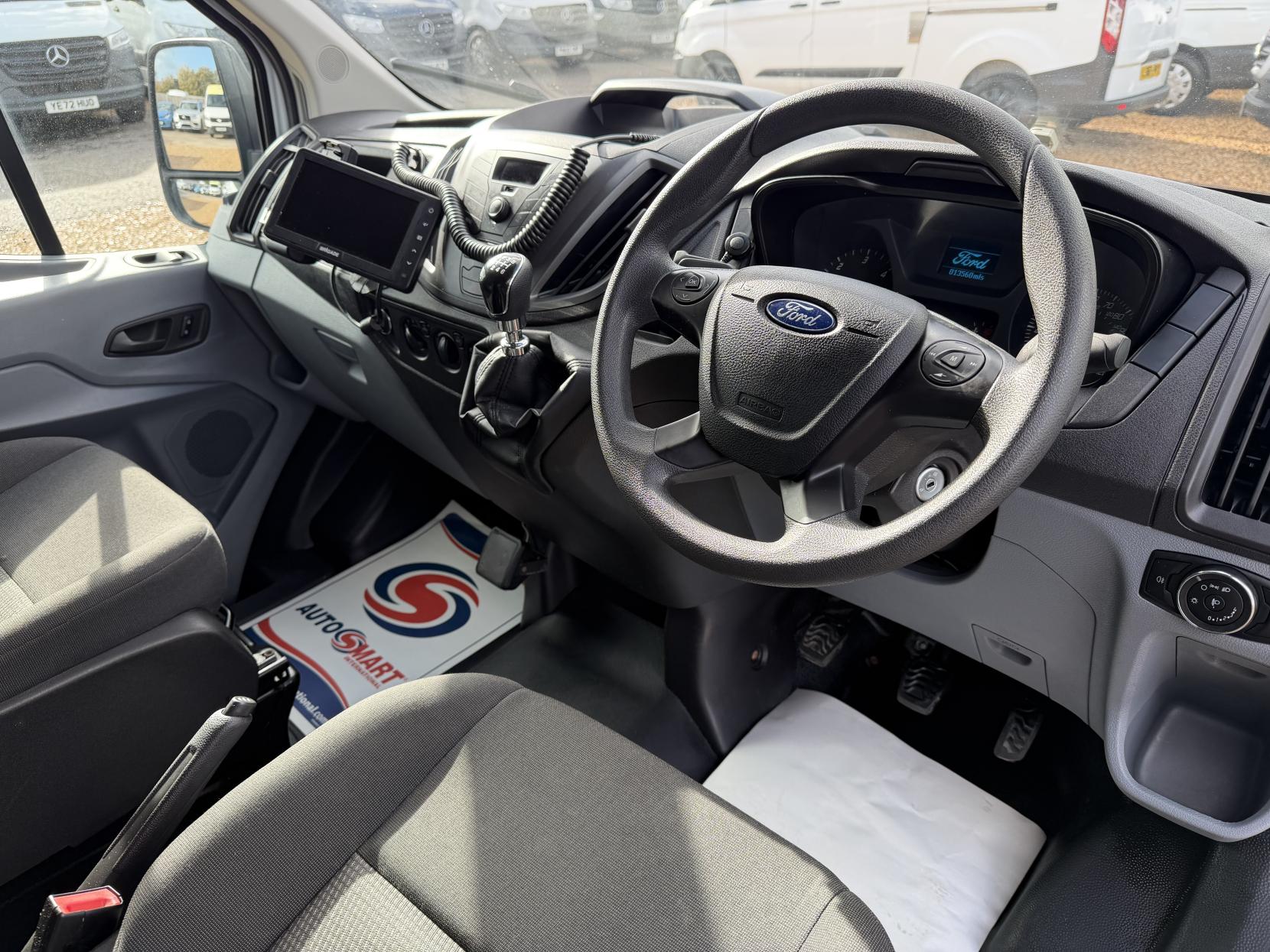 2015 Ford Transit 2.2 TDCi 350 Panel Van 5dr Diesel Manual RWD L3 H2 Euro 5 (155 ps) - Thumbnail 2