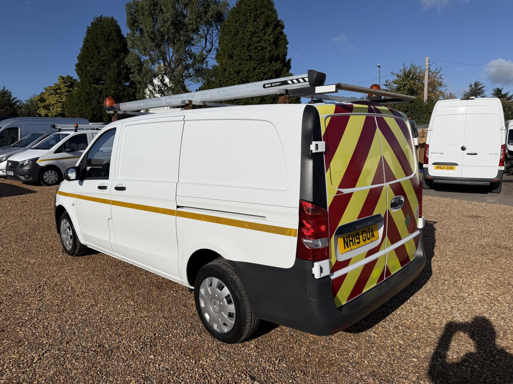 2019 Mercedes-Benz Vito 1.6 111 CDI Panel Van 6dr Diesel Manual FWD L2 Euro 6 (114 ps) - Thumbnail 9