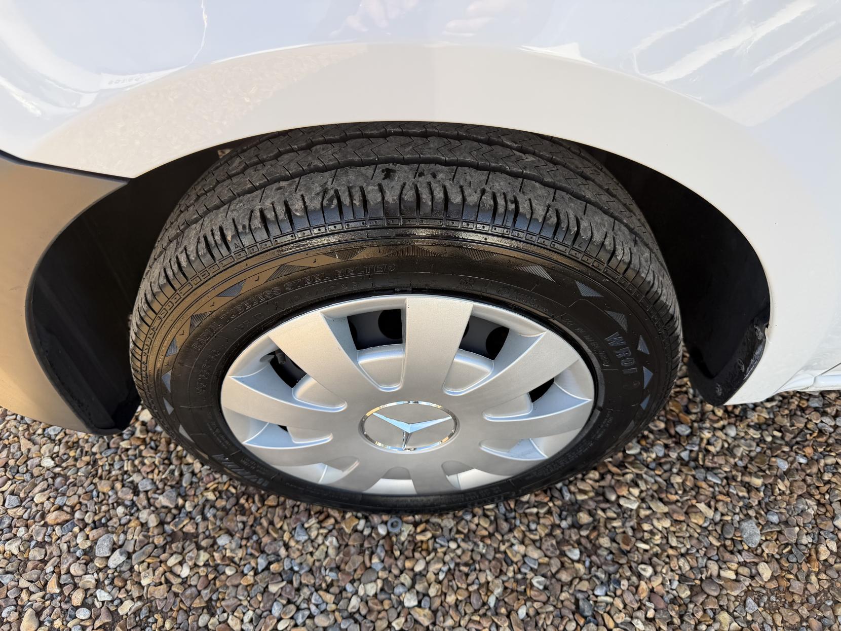 2019 Mercedes-Benz Vito 1.6 111 CDI Panel Van 6dr Diesel Manual FWD L2 Euro 6 (114 ps) - Thumbnail 47