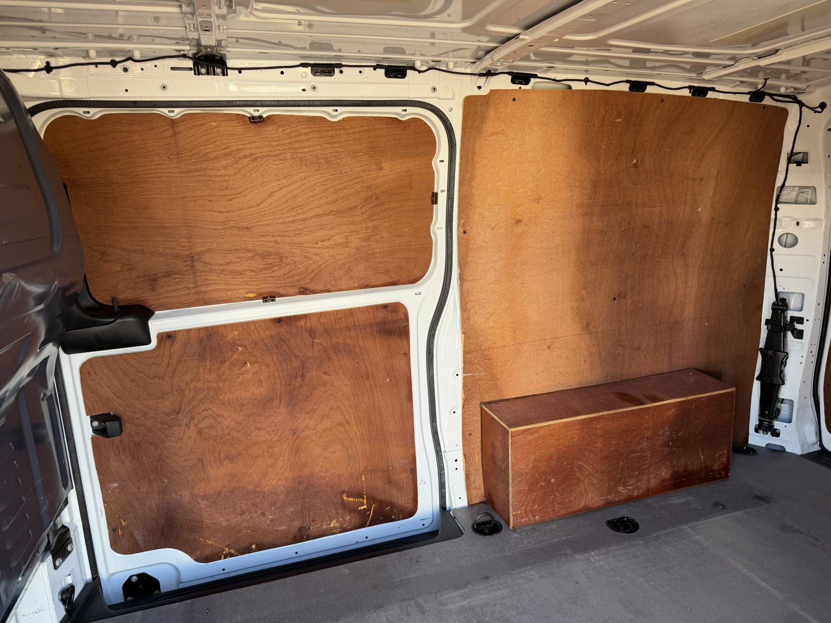 2019 Mercedes-Benz Vito 1.6 111 CDI Panel Van 6dr Diesel Manual FWD L2 Euro 6 (114 ps) - Thumbnail 32