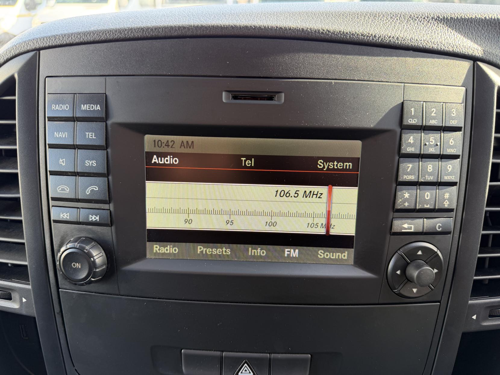 2019 Mercedes-Benz Vito 1.6 111 CDI Panel Van 6dr Diesel Manual FWD L2 Euro 6 (114 ps) - Thumbnail 20