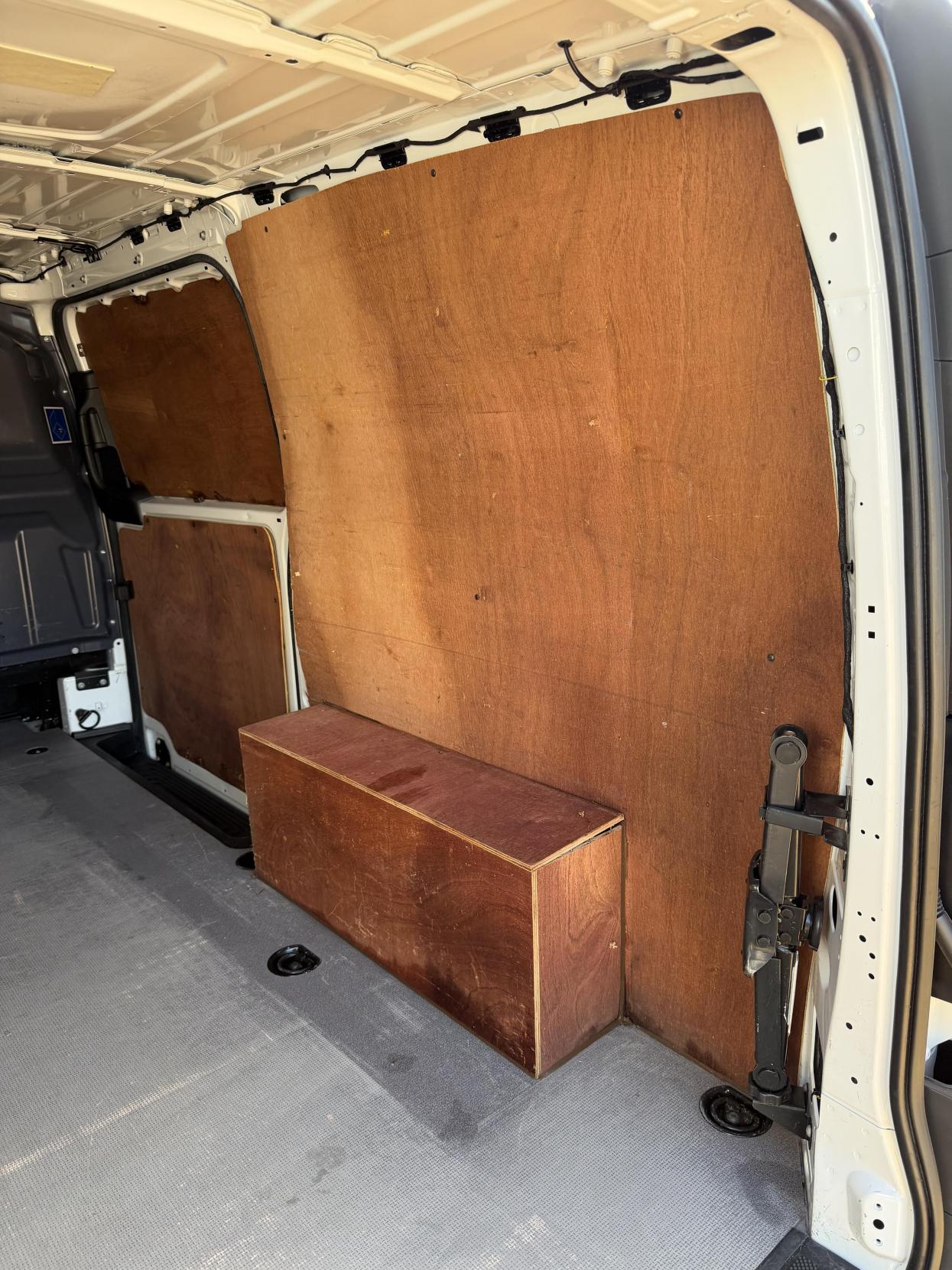 2019 Mercedes-Benz Vito 1.6 111 CDI Panel Van 6dr Diesel Manual FWD L2 Euro 6 (114 ps) - Thumbnail 42