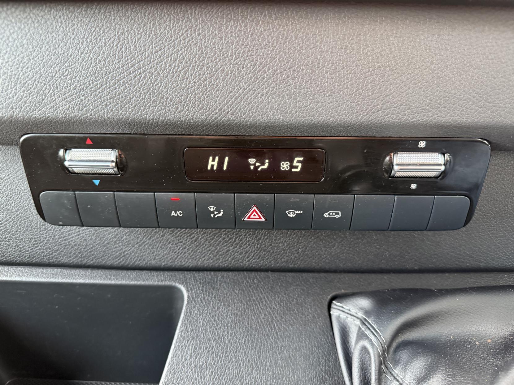 2023 Mercedes-Benz Sprinter 2.0 315 CDI Premium Panel Van 5dr Diesel Manual RWD L3 H2 Euro 6 (s/s) (150 ps) - Thumbnail 30