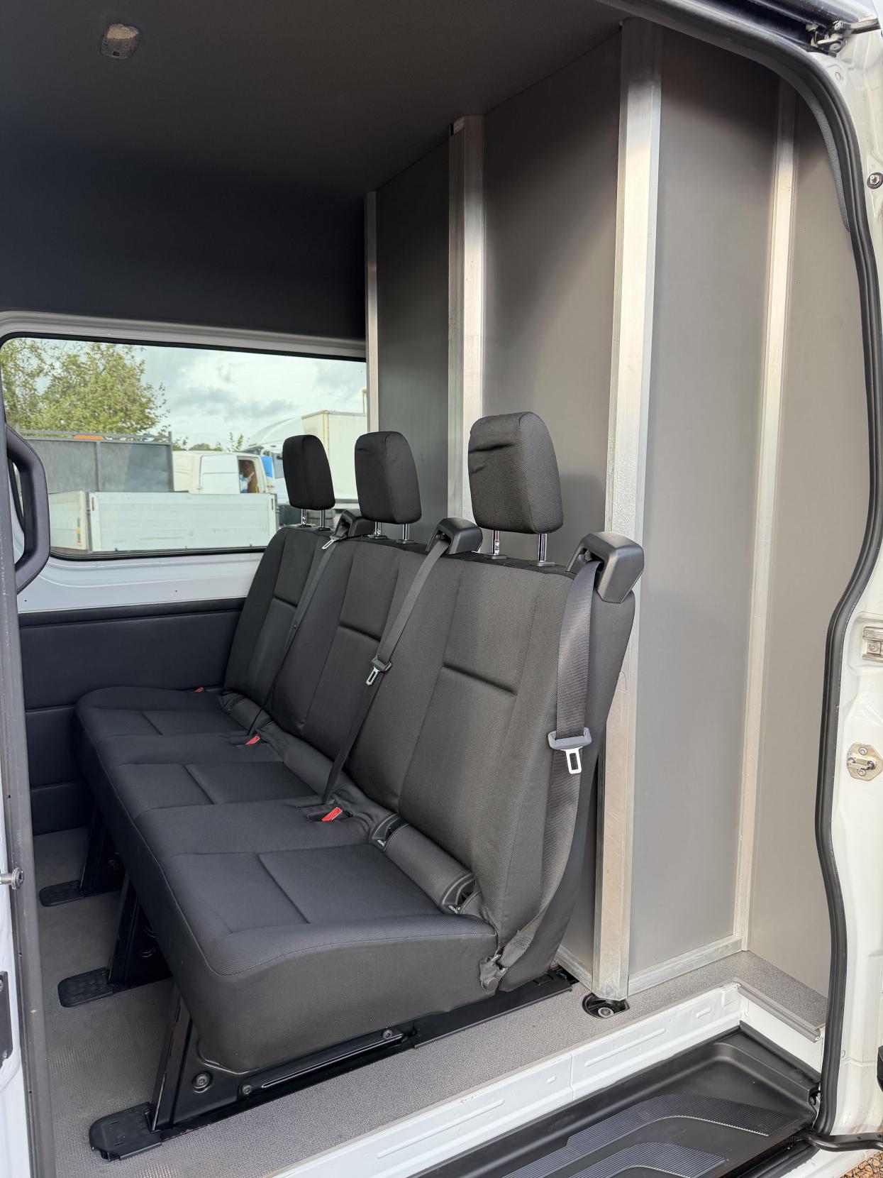 2023 Mercedes-Benz Sprinter 2.0 315 CDI Premium Panel Van 5dr Diesel Manual RWD L3 H2 Euro 6 (s/s) (150 ps) - Thumbnail 33