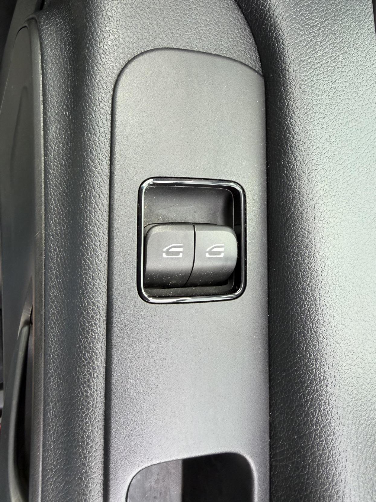 2023 Mercedes-Benz Sprinter 2.0 315 CDI Premium Panel Van 5dr Diesel Manual RWD L3 H2 Euro 6 (s/s) (150 ps) - Thumbnail 21