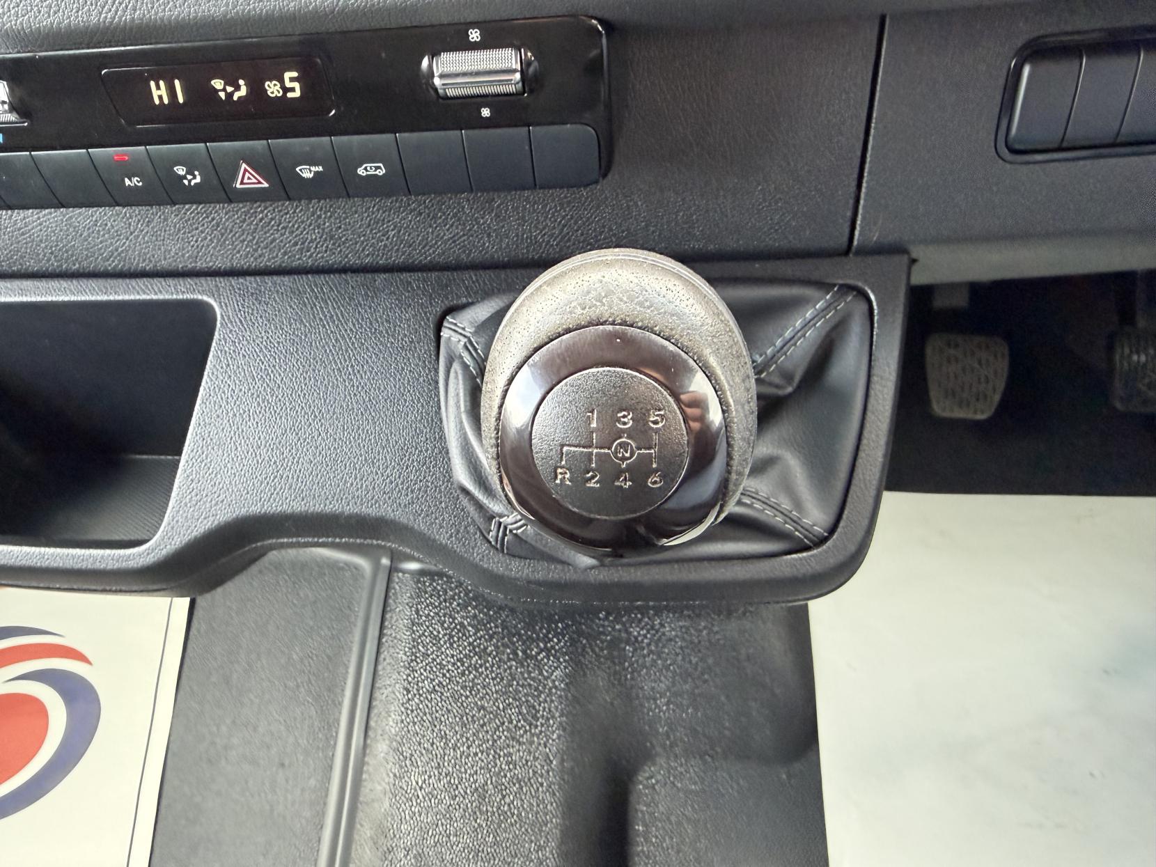 2023 Mercedes-Benz Sprinter 2.0 315 CDI Premium Panel Van 5dr Diesel Manual RWD L3 H2 Euro 6 (s/s) (150 ps) - Thumbnail 29