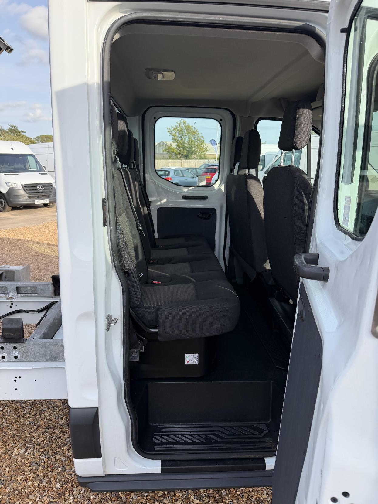 2018 Ford Transit 2.0 350 EcoBlue 1-Way Double Tipper Double Cab 4dr Diesel Manual RWD L3 Euro 6 (1-Way, 1-Stop) (105 ps) - Thumbnail 37