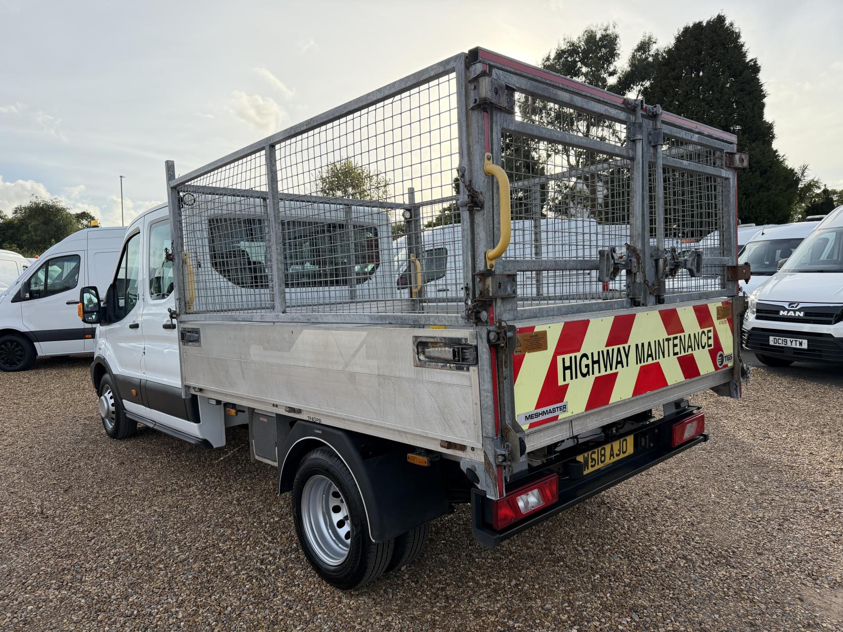 2018 Ford Transit 2.0 350 EcoBlue 1-Way Double Tipper Double Cab 4dr Diesel Manual RWD L3 Euro 6 (1-Way, 1-Stop) (105 ps) - Thumbnail 17