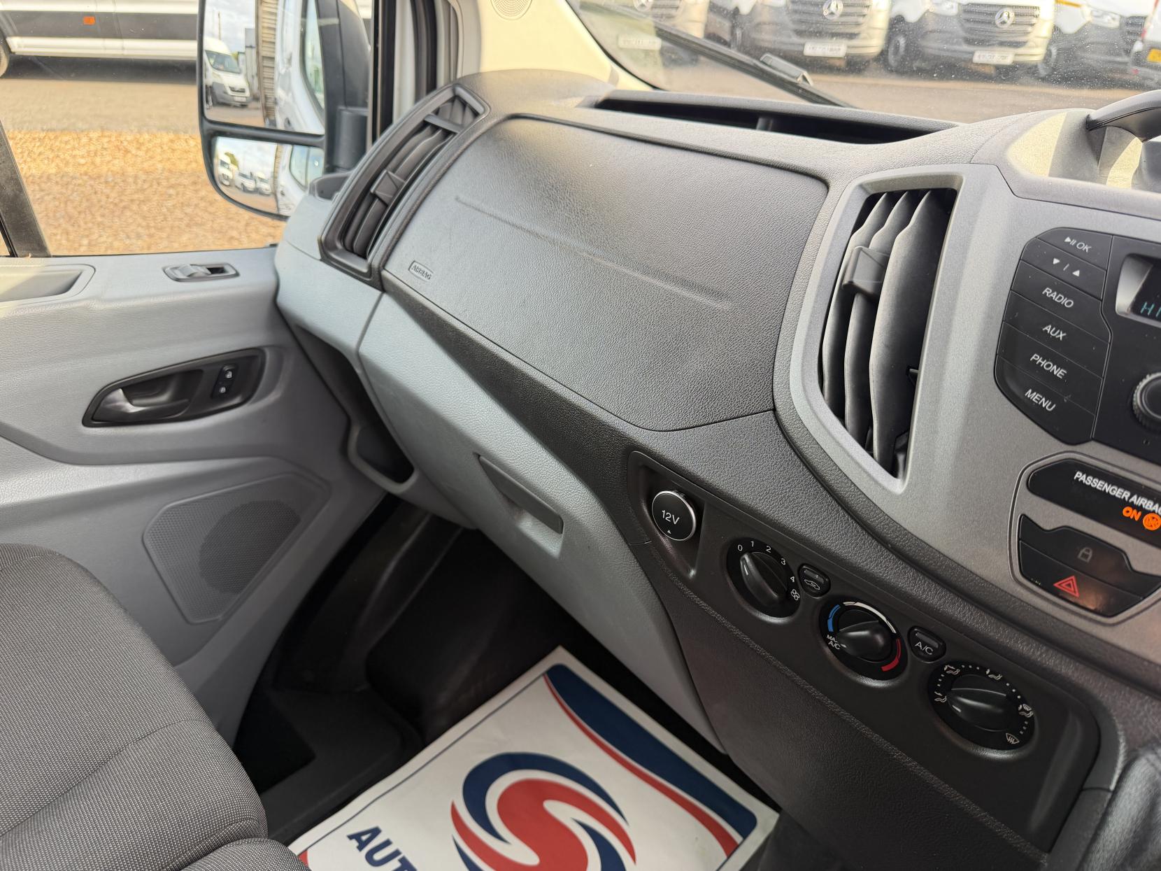 2018 Ford Transit 2.0 350 EcoBlue 1-Way Double Tipper Double Cab 4dr Diesel Manual RWD L3 Euro 6 (1-Way, 1-Stop) (105 ps) - Thumbnail 34