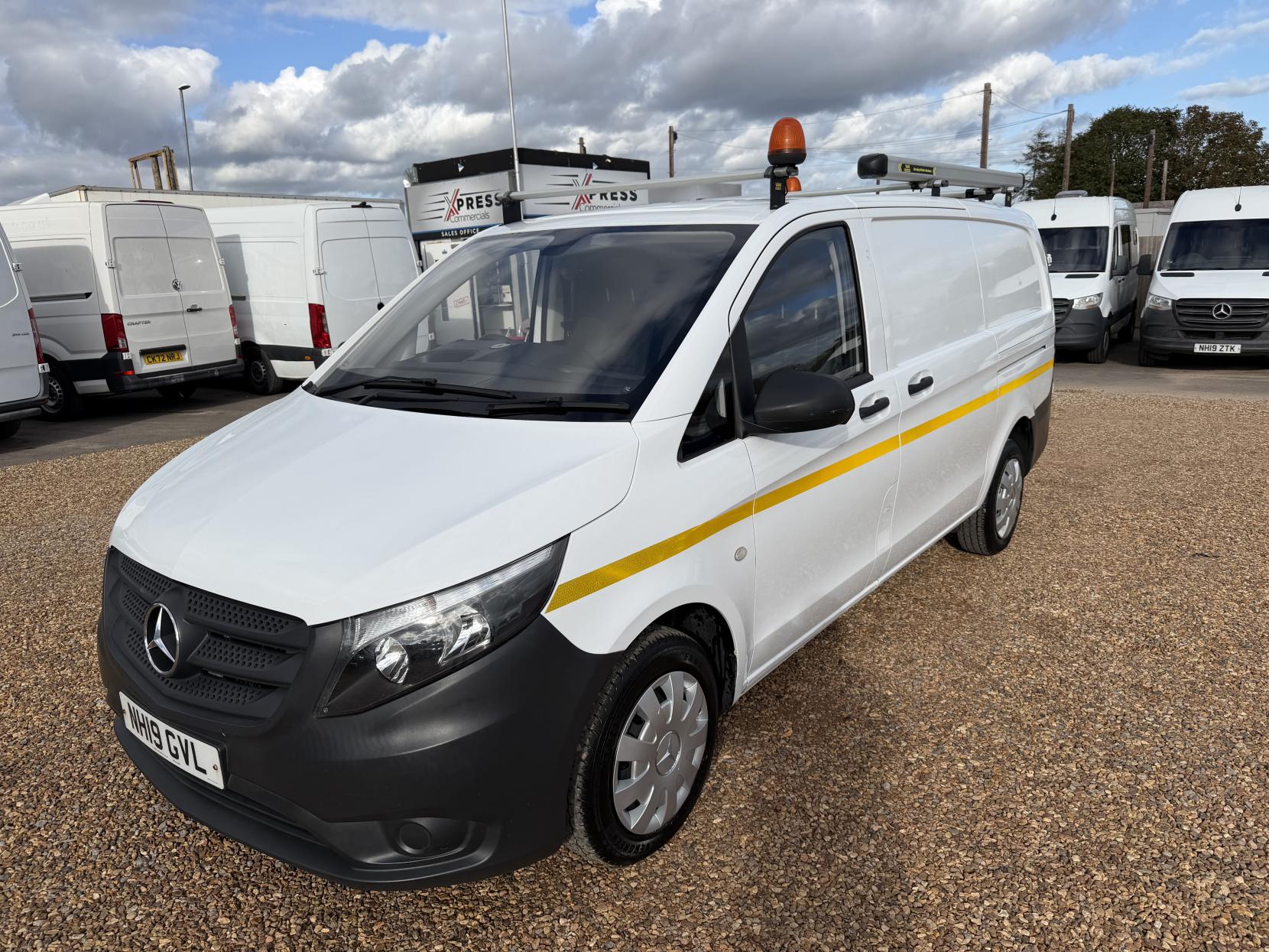 2019 Mercedes-Benz Vito 1.6 111 CDI Panel Van 6dr Diesel Manual FWD L2 Euro 6 (114 ps) - Thumbnail 7