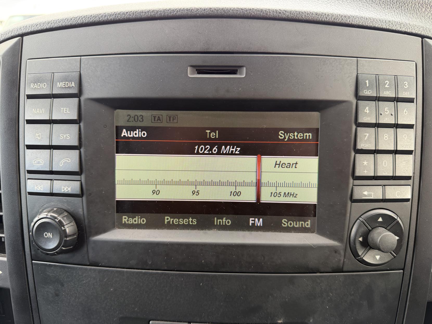 2019 Mercedes-Benz Vito 1.6 111 CDI Panel Van 6dr Diesel Manual FWD L2 Euro 6 (114 ps) - Thumbnail 20