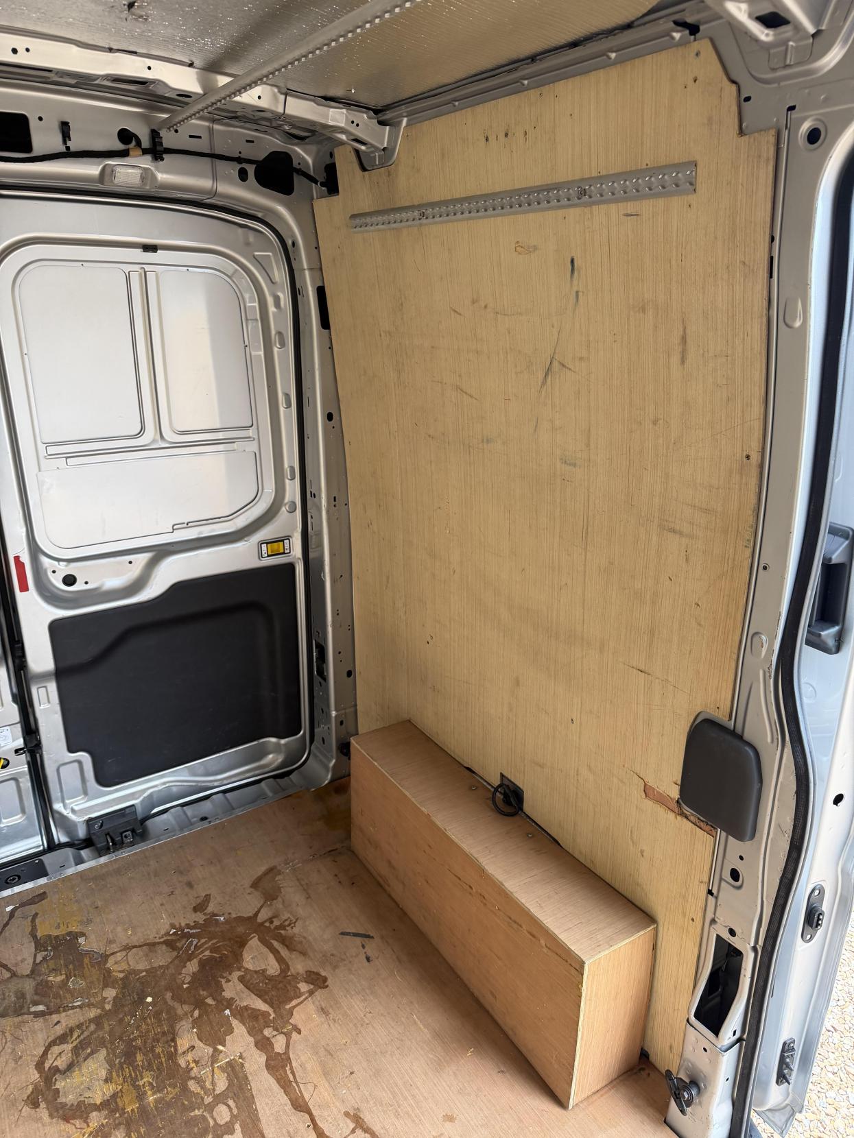 2020 Ford Transit 2.0 350 EcoBlue Leader Panel Van 5dr Diesel Manual FWD L2 H2 Euro 6 (s/s) (130 ps) - Thumbnail 41