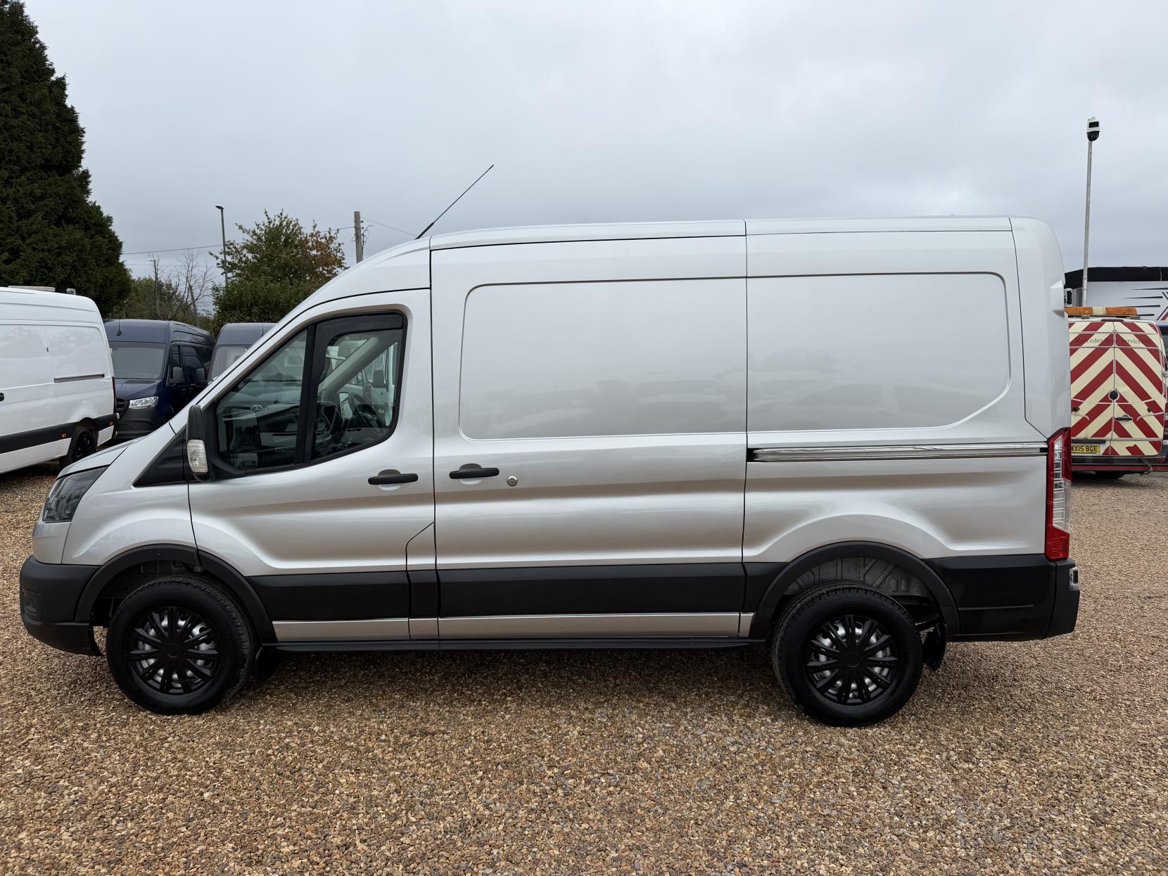 2020 Ford Transit 2.0 350 EcoBlue Leader Panel Van 5dr Diesel Manual FWD L2 H2 Euro 6 (s/s) (130 ps) - Thumbnail 8