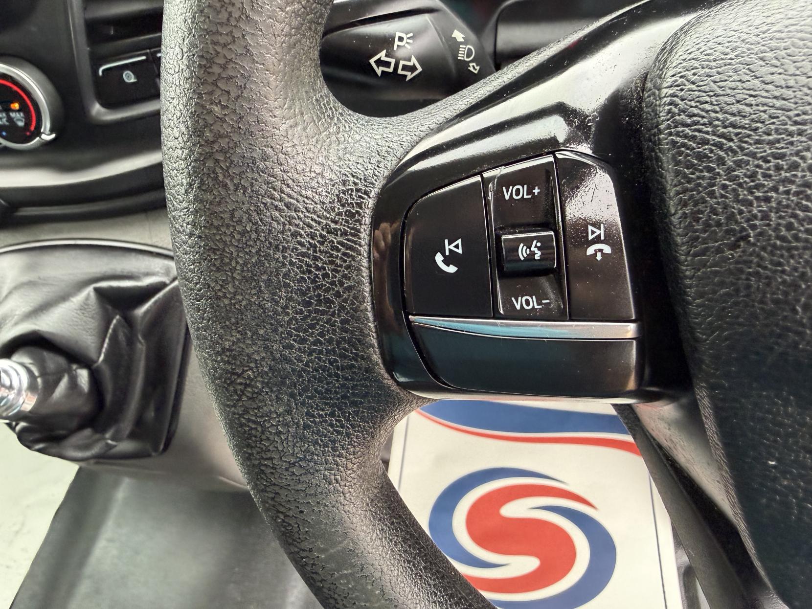 2020 Ford Transit 2.0 350 EcoBlue Leader Panel Van 5dr Diesel Manual FWD L2 H2 Euro 6 (s/s) (130 ps) - Thumbnail 17