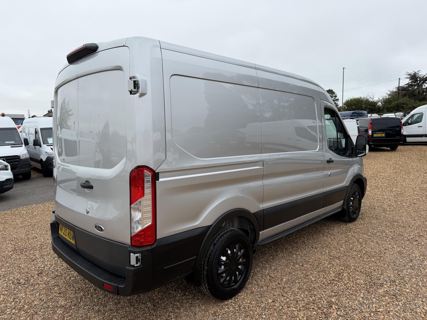 2020 Ford Transit 2.0 350 EcoBlue Leader Panel Van 5dr Diesel Manual FWD L2 H2 Euro 6 (s/s) (130 ps) - Thumbnail 11