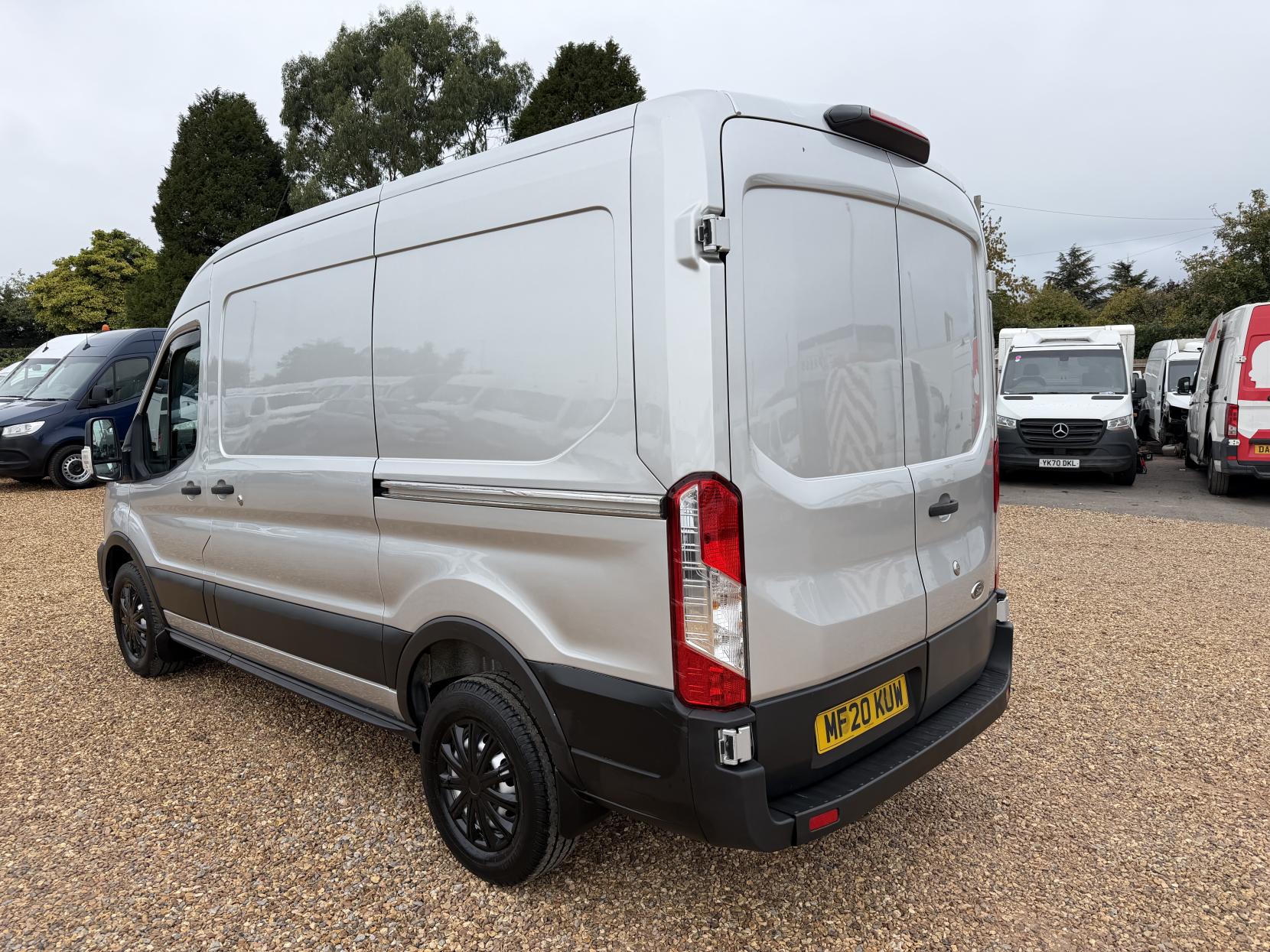 2020 Ford Transit 2.0 350 EcoBlue Leader Panel Van 5dr Diesel Manual FWD L2 H2 Euro 6 (s/s) (130 ps) - Thumbnail 9