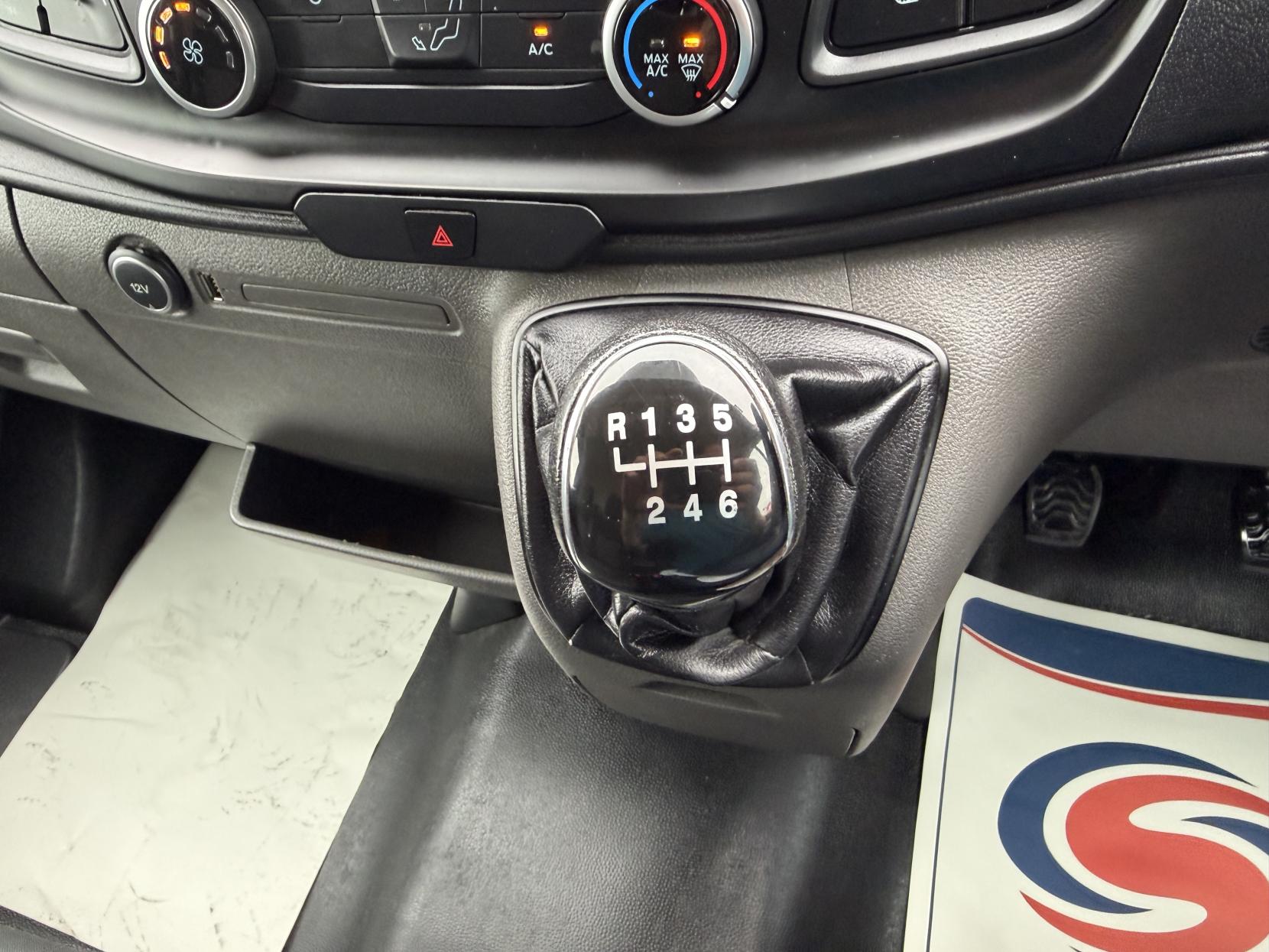 2020 Ford Transit 2.0 350 EcoBlue Leader Panel Van 5dr Diesel Manual FWD L2 H2 Euro 6 (s/s) (130 ps) - Thumbnail 28