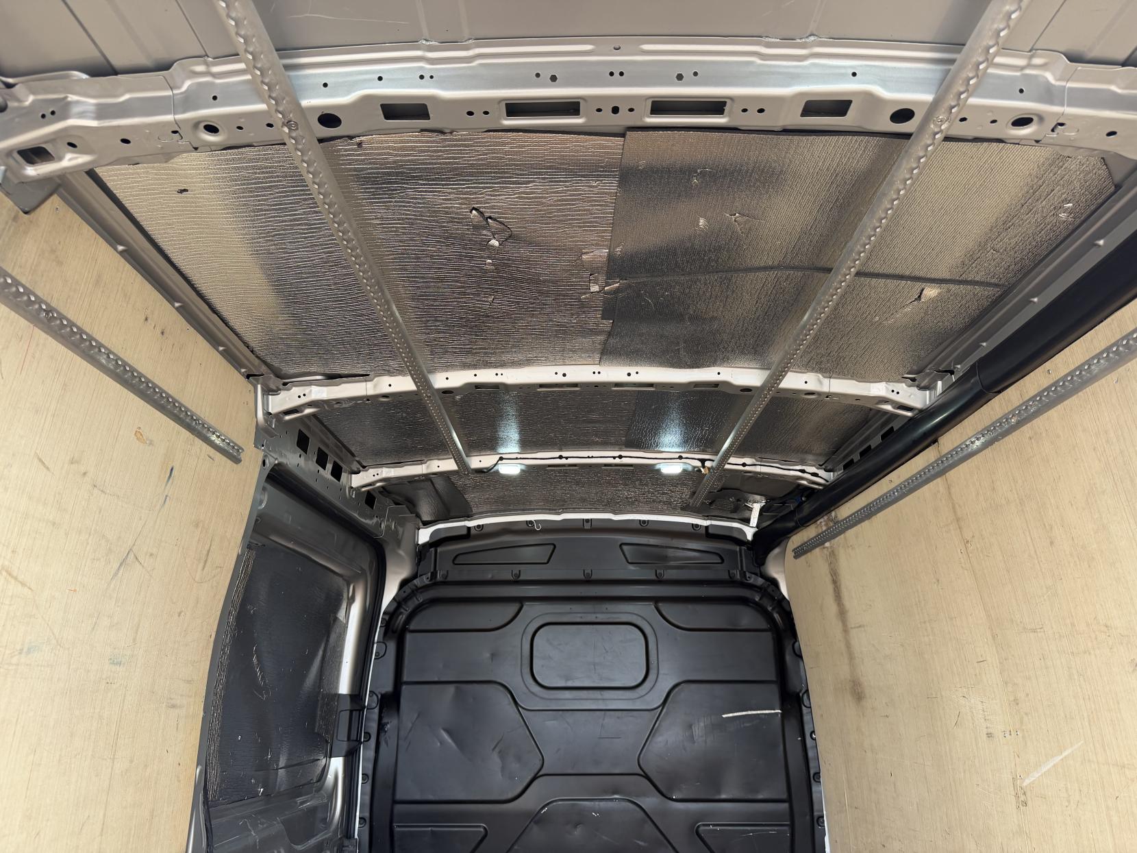 2020 Ford Transit 2.0 350 EcoBlue Leader Panel Van 5dr Diesel Manual FWD L2 H2 Euro 6 (s/s) (130 ps) - Thumbnail 43