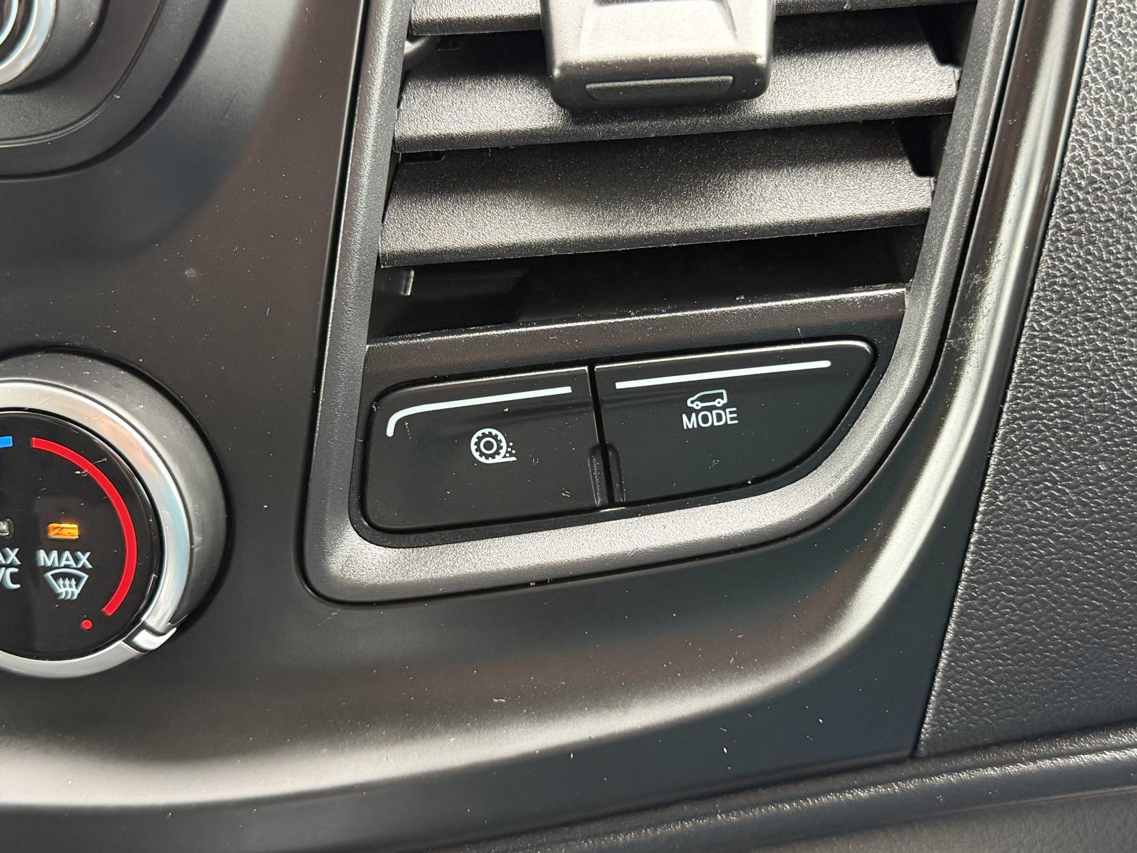 2020 Ford Transit 2.0 350 EcoBlue Leader Panel Van 5dr Diesel Manual FWD L2 H2 Euro 6 (s/s) (130 ps) - Thumbnail 27