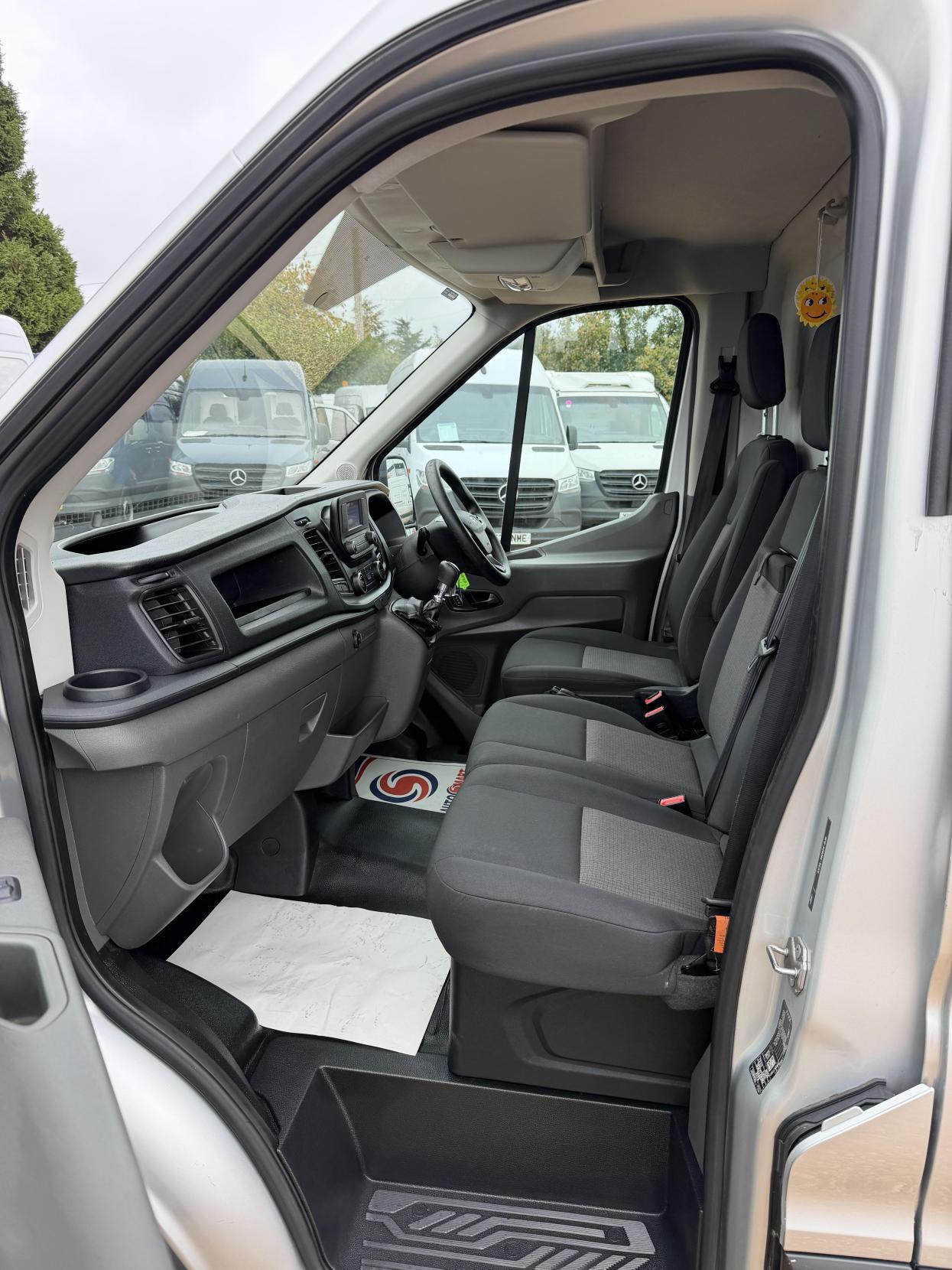 2020 Ford Transit 2.0 350 EcoBlue Leader Panel Van 5dr Diesel Manual FWD L2 H2 Euro 6 (s/s) (130 ps) - Thumbnail 29