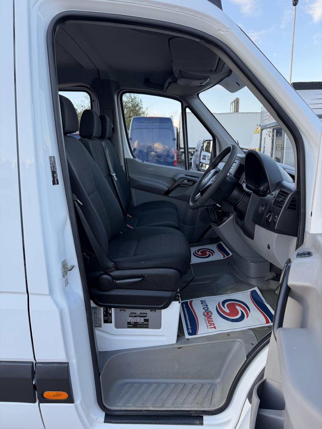 2018 Mercedes-Benz Sprinter 2.1 314 CDI Chassis Cab 4dr Diesel Manual RWD L3 (209 g/km, 140 bhp) - Thumbnail 14
