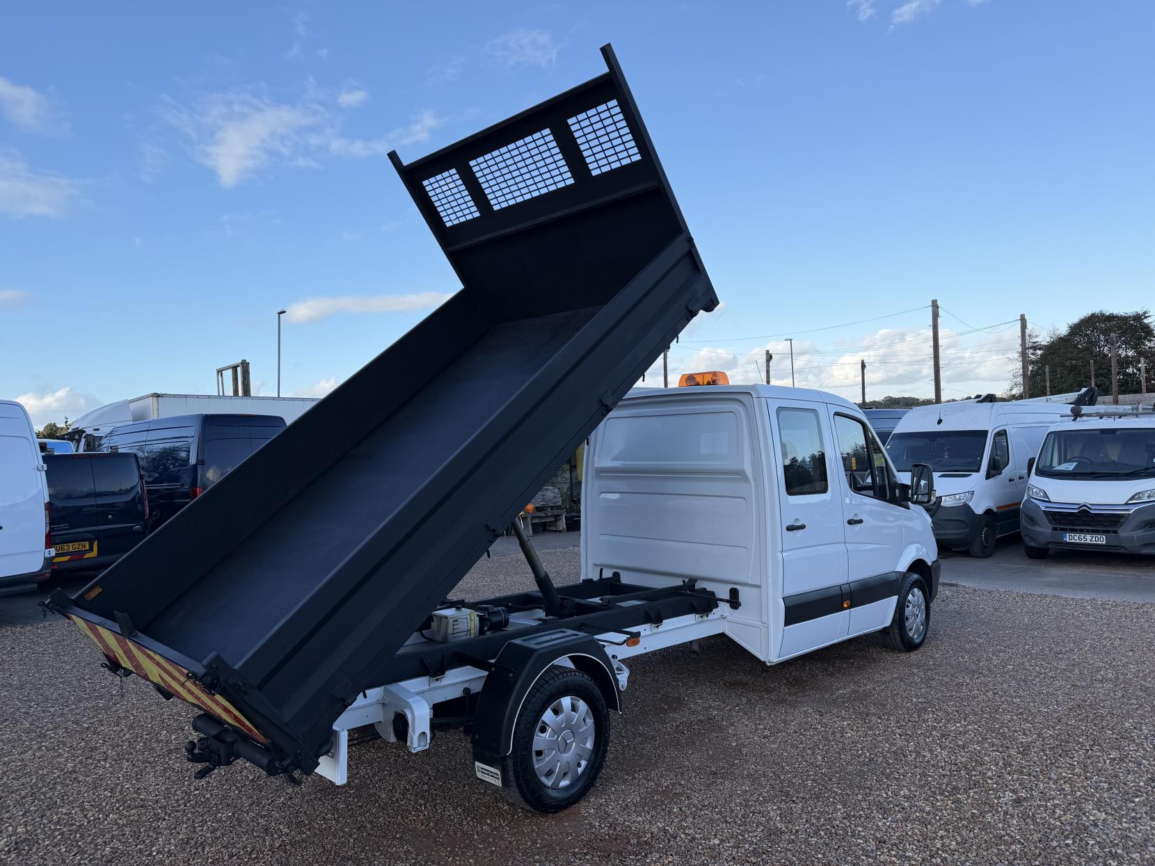 2018 Mercedes-Benz Sprinter 2.1 314 CDI Chassis Cab 4dr Diesel Manual RWD L3 (209 g/km, 140 bhp) - Thumbnail 11