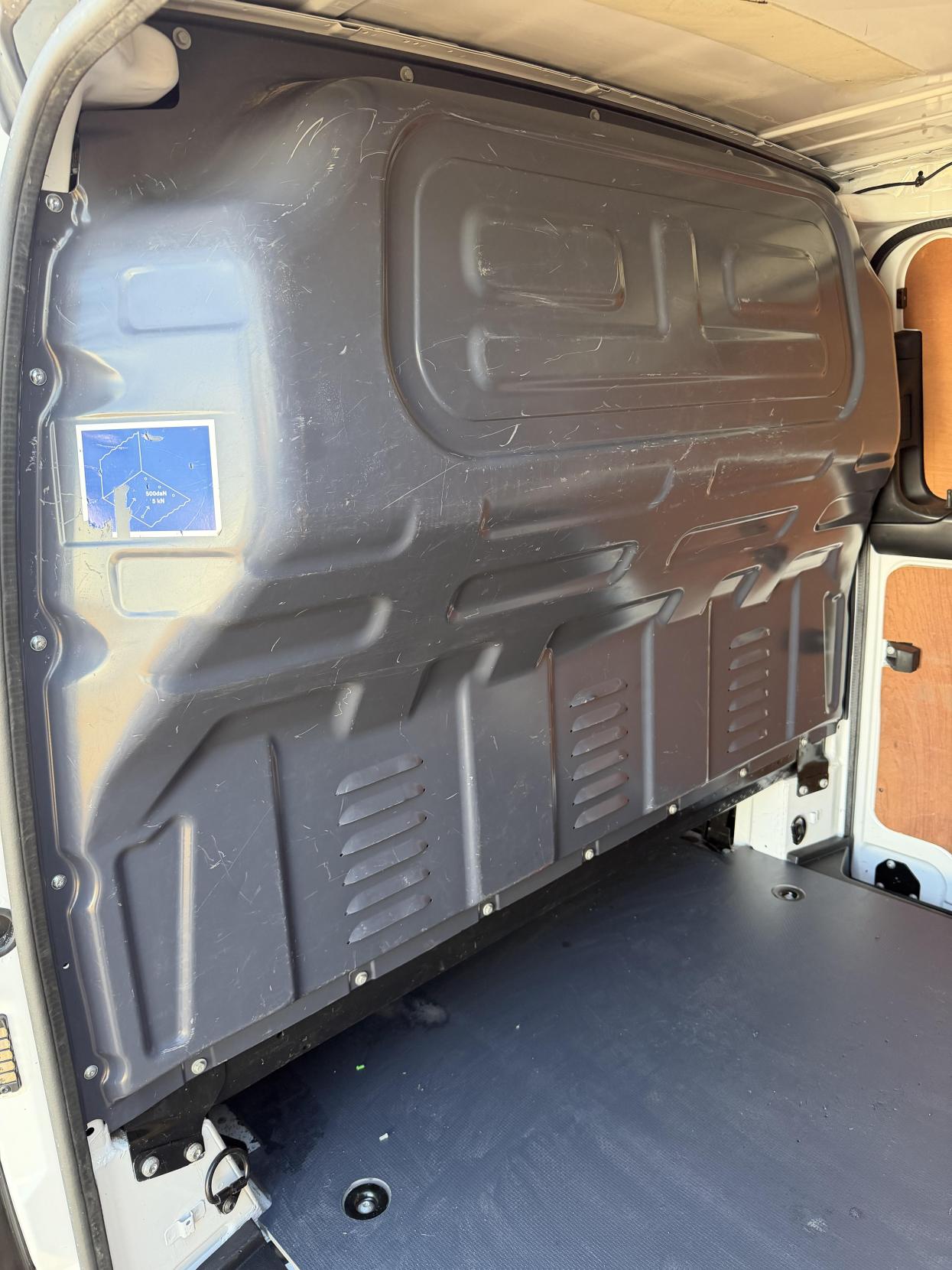 2019 Mercedes-Benz Vito 1.6 111 CDI Panel Van 6dr Diesel Manual FWD L2 Euro 6 (114 ps) - Thumbnail 26