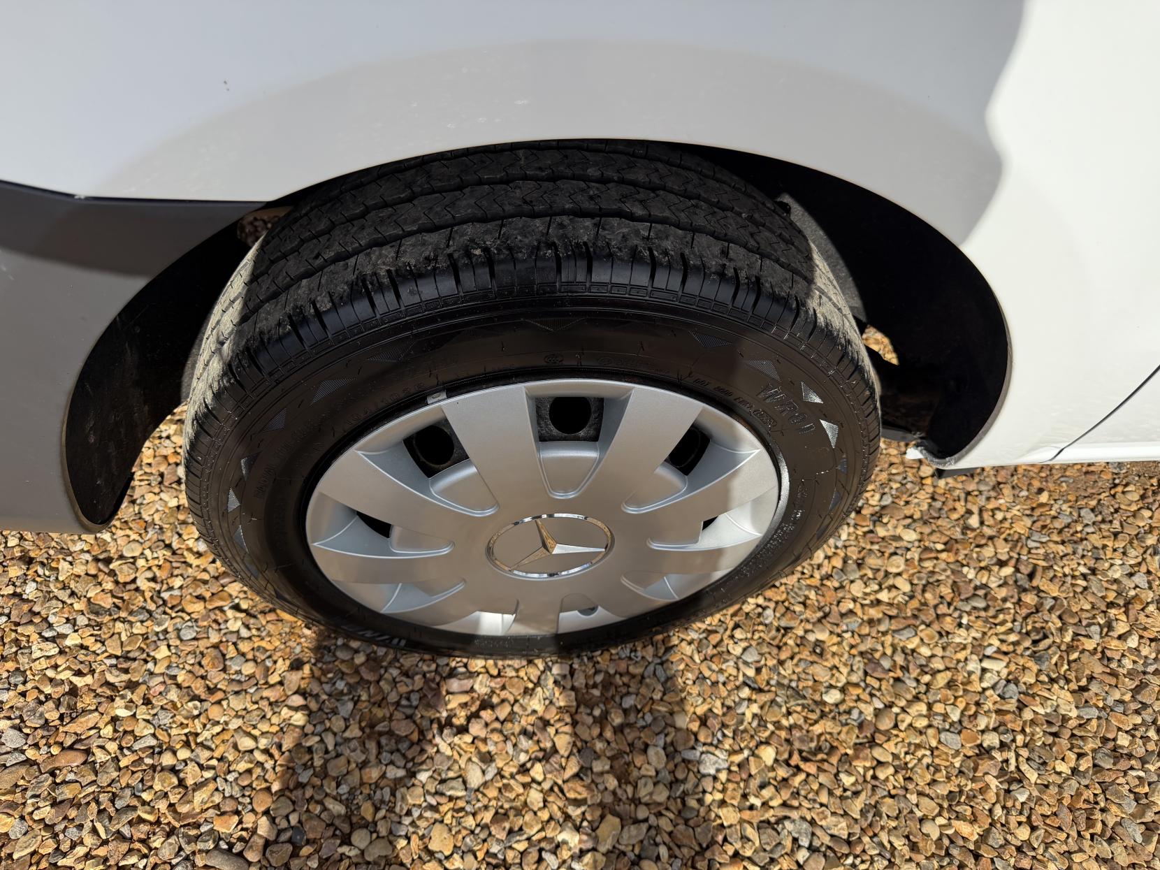 2019 Mercedes-Benz Vito 1.6 111 CDI Panel Van 6dr Diesel Manual FWD L2 Euro 6 (114 ps) - Thumbnail 46