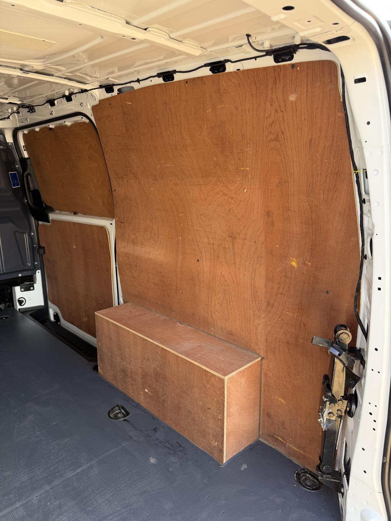 2019 Mercedes-Benz Vito 1.6 111 CDI Panel Van 6dr Diesel Manual FWD L2 Euro 6 (114 ps) - Thumbnail 38
