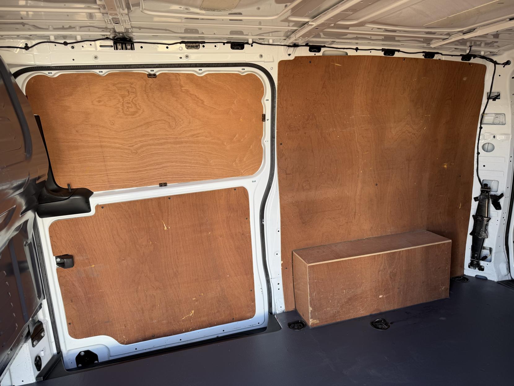 2019 Mercedes-Benz Vito 1.6 111 CDI Panel Van 6dr Diesel Manual FWD L2 Euro 6 (114 ps) - Thumbnail 35