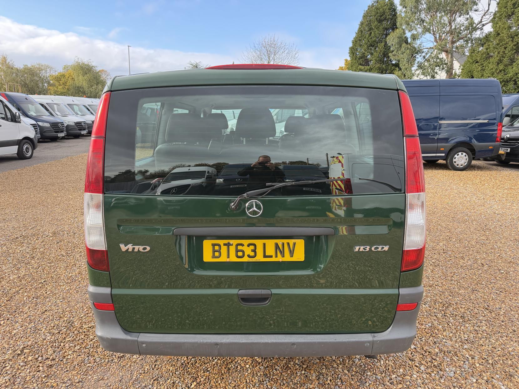 2014 Mercedes-Benz Vito 2.1 113 CDi BlueEFFICIENCY Traveliner Minibus 5dr Diesel Manual L1 (182 g/km, 136 bhp) - Thumbnail 10