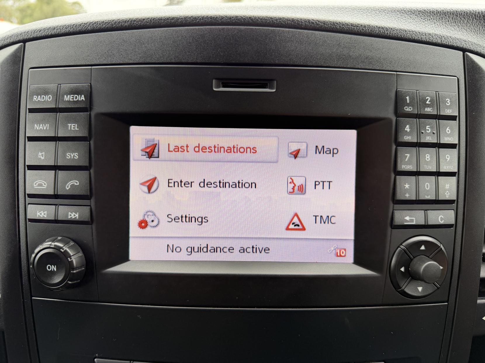 2016 Mercedes-Benz Vito 2.1 114 CDI BlueTEC Panel Van 5dr Diesel G-Tronic+ RWD L1 Euro 6 (136 ps) - Thumbnail 24