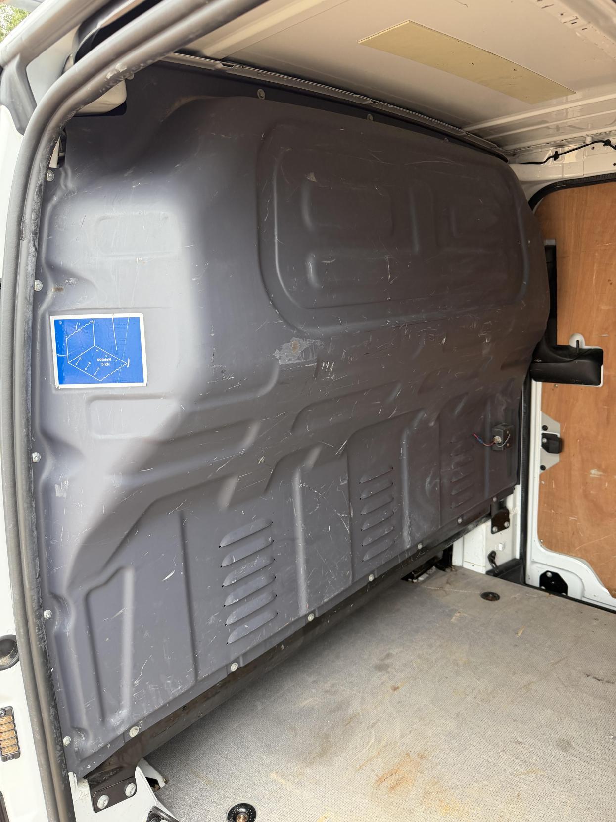 2016 Mercedes-Benz Vito 2.1 114 CDI BlueTEC Panel Van 5dr Diesel G-Tronic+ RWD L1 Euro 6 (136 ps) - Thumbnail 39