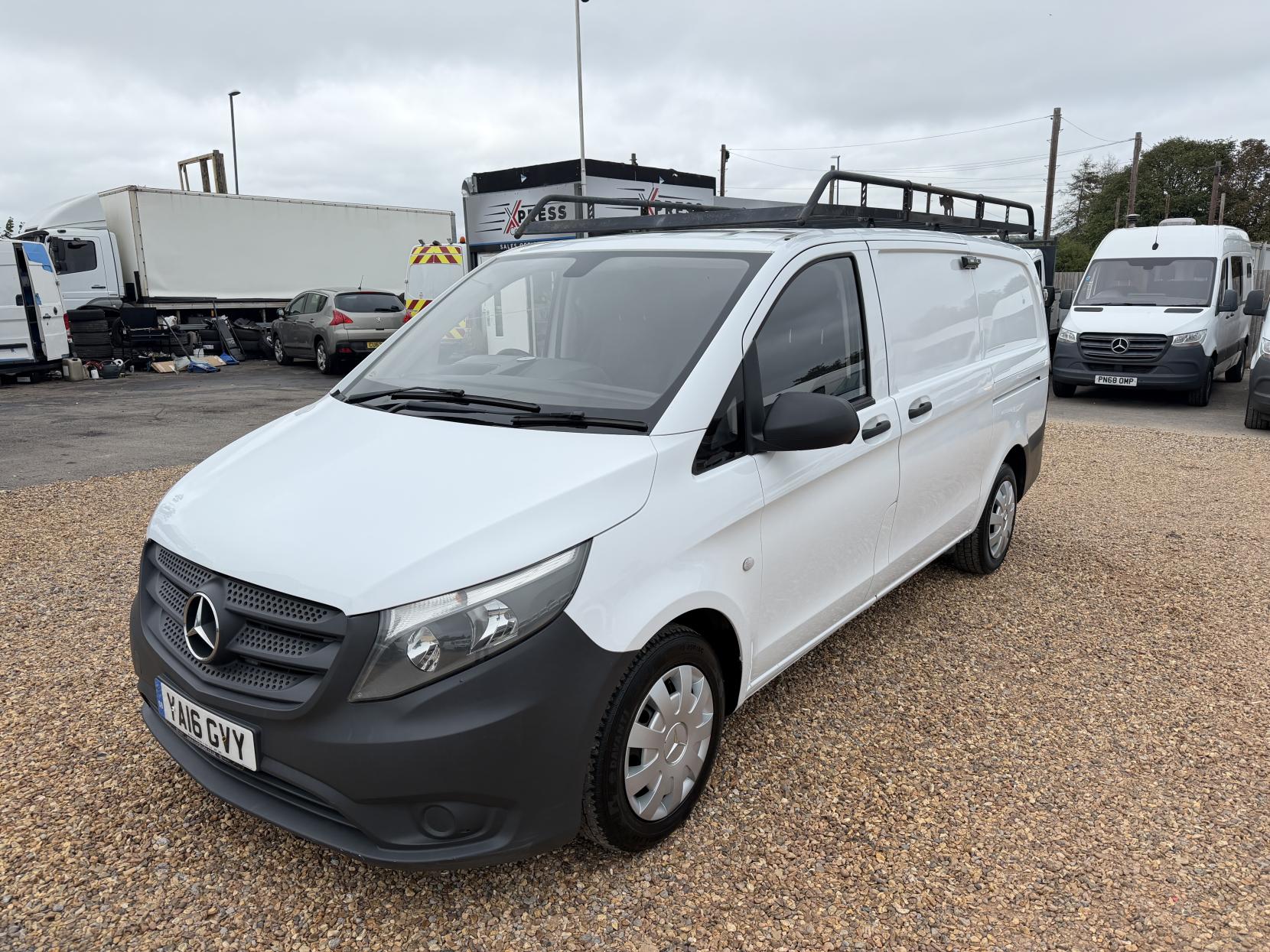 2016 Mercedes-Benz Vito 2.1 114 CDI BlueTEC Panel Van 5dr Diesel G-Tronic+ RWD L1 Euro 6 (136 ps) - Thumbnail 7