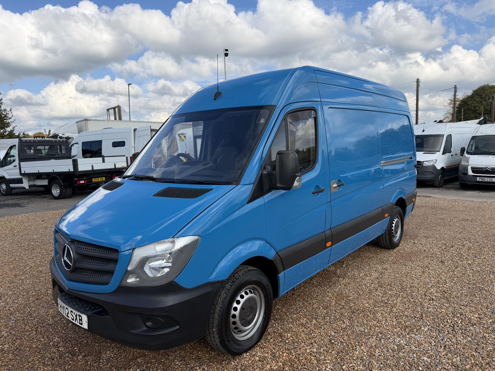 2012 Mercedes-Benz Sprinter 2.1 313 CDi Panel Van 4dr Diesel Manual RWD L2 (129 bhp) - Thumbnail 7