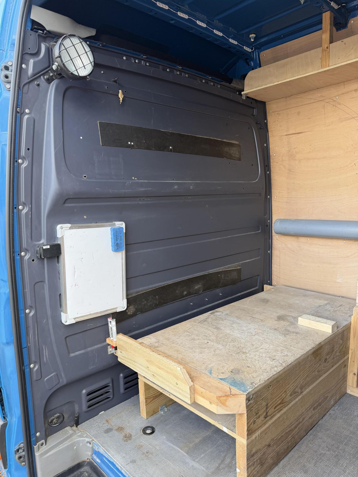 2012 Mercedes-Benz Sprinter 2.1 313 CDi Panel Van 4dr Diesel Manual RWD L2 (129 bhp) - Thumbnail 32