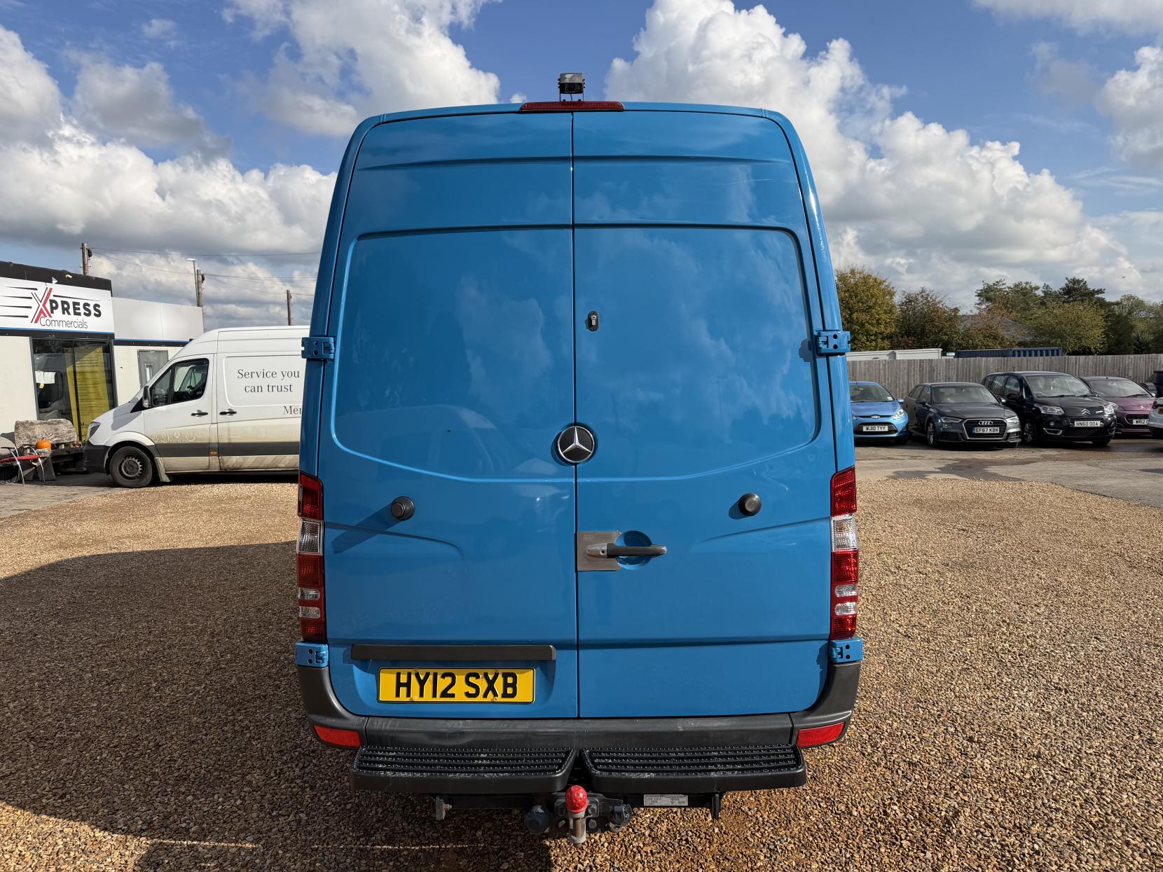 2012 Mercedes-Benz Sprinter 2.1 313 CDi Panel Van 4dr Diesel Manual RWD L2 (129 bhp) - Thumbnail 10