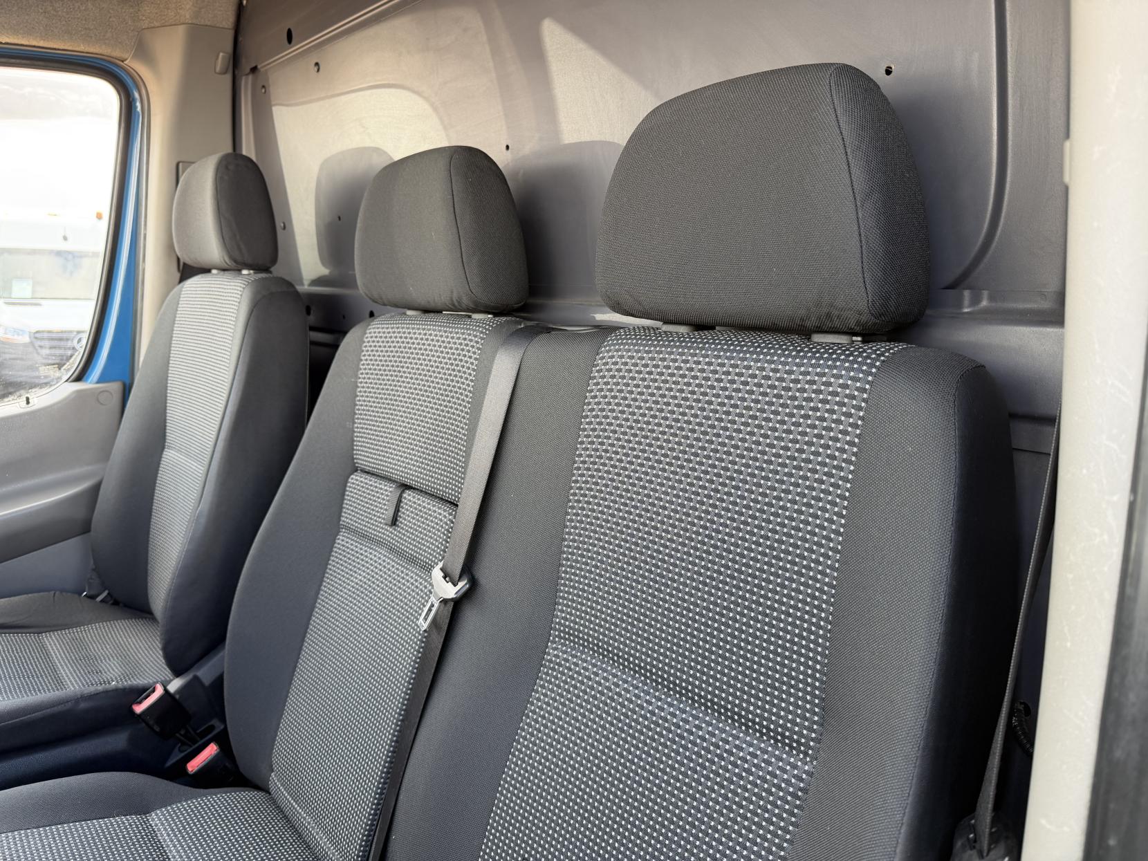 2012 Mercedes-Benz Sprinter 2.1 313 CDi Panel Van 4dr Diesel Manual RWD L2 (129 bhp) - Thumbnail 28