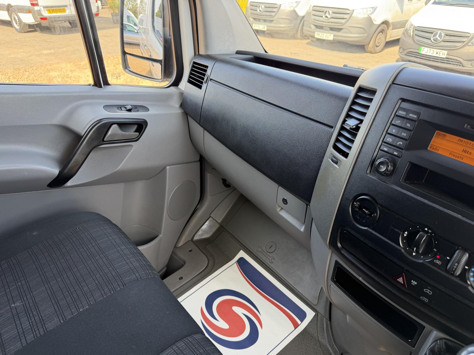2018 Mercedes-Benz Sprinter 2.1 314 CDi Panel Van 5dr Diesel Manual RWD L2 (213 g/km, 140 bhp) - Thumbnail 26