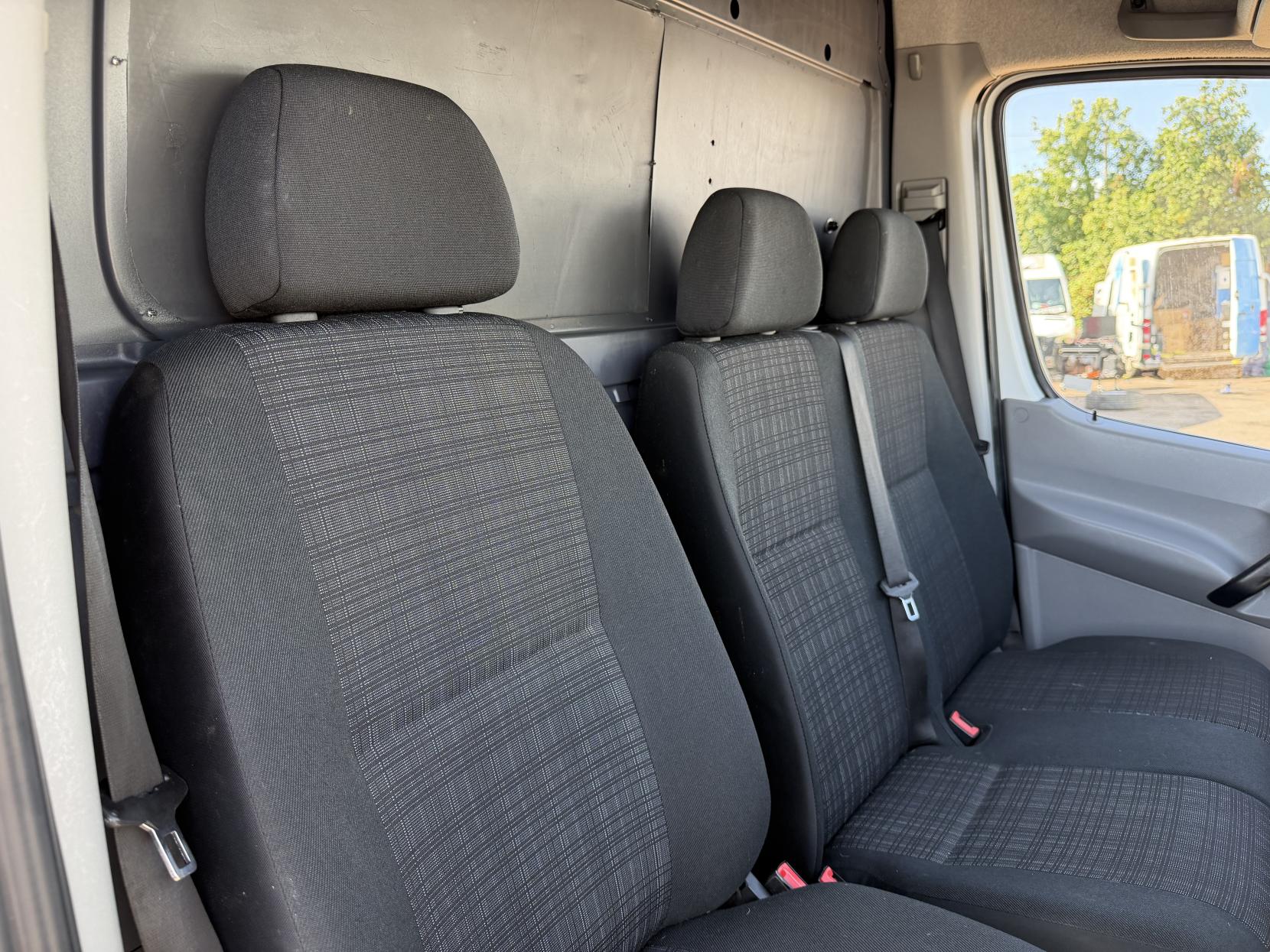 2018 Mercedes-Benz Sprinter 2.1 314 CDi Panel Van 5dr Diesel Manual RWD L2 (213 g/km, 140 bhp) - Thumbnail 14