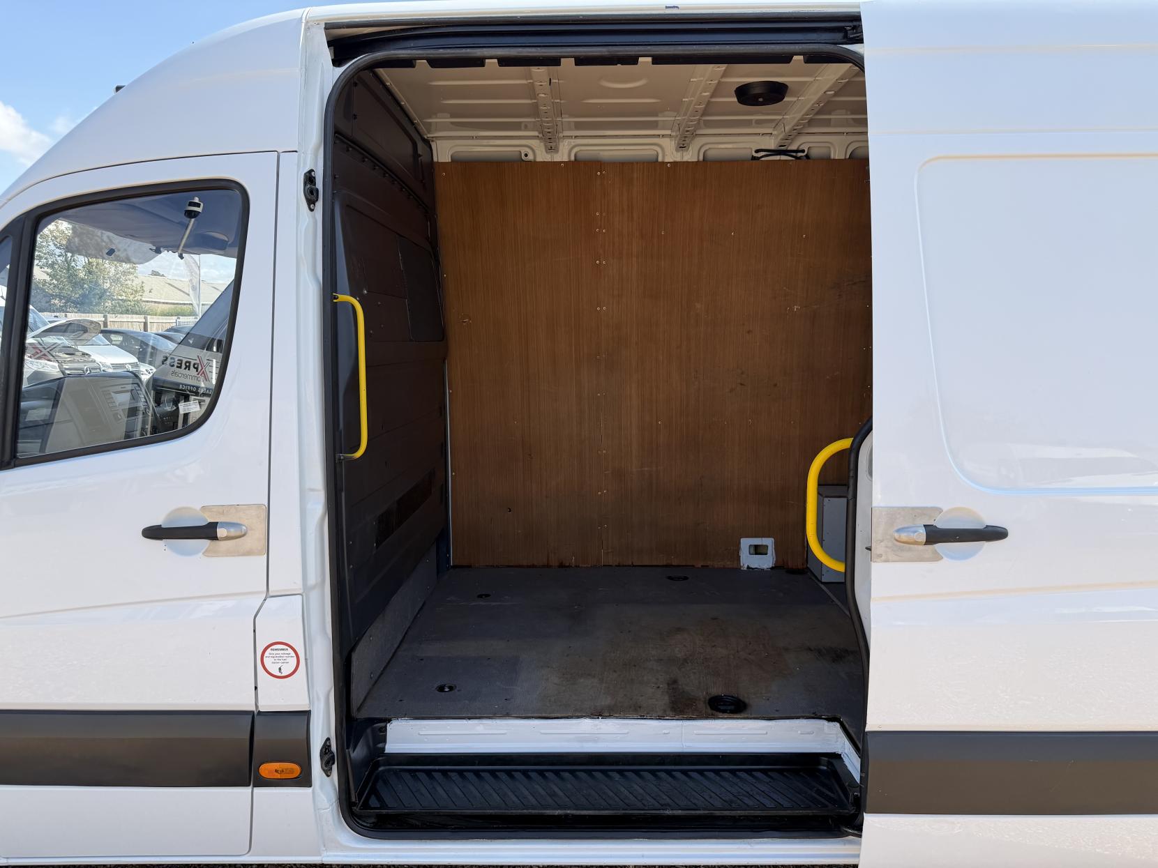 2018 Mercedes-Benz Sprinter 2.1 314 CDi Panel Van 5dr Diesel Manual RWD L2 (213 g/km, 140 bhp) - Thumbnail 28