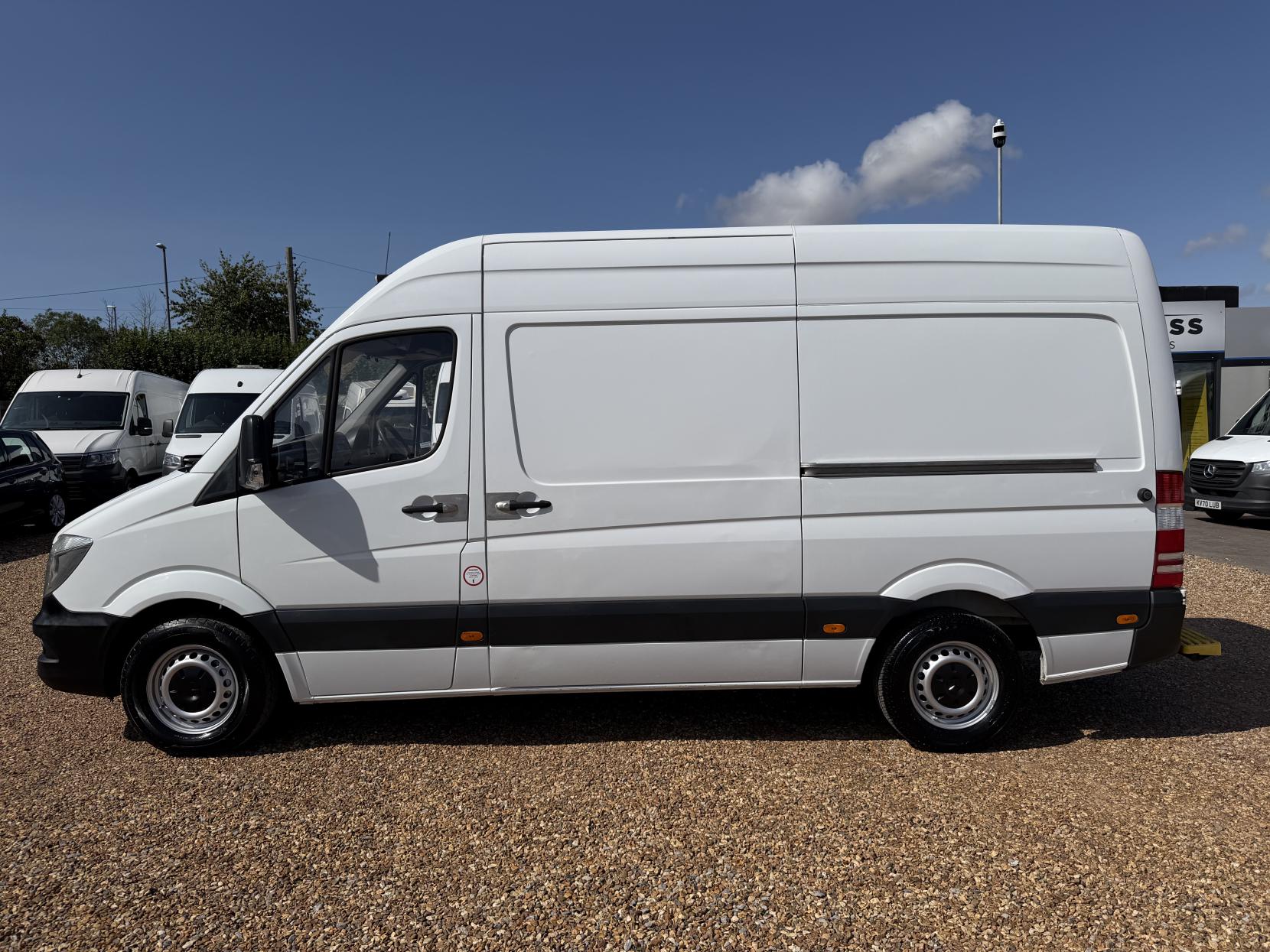 2018 Mercedes-Benz Sprinter 2.1 314 CDi Panel Van 5dr Diesel Manual RWD L2 (213 g/km, 140 bhp) - Thumbnail 7