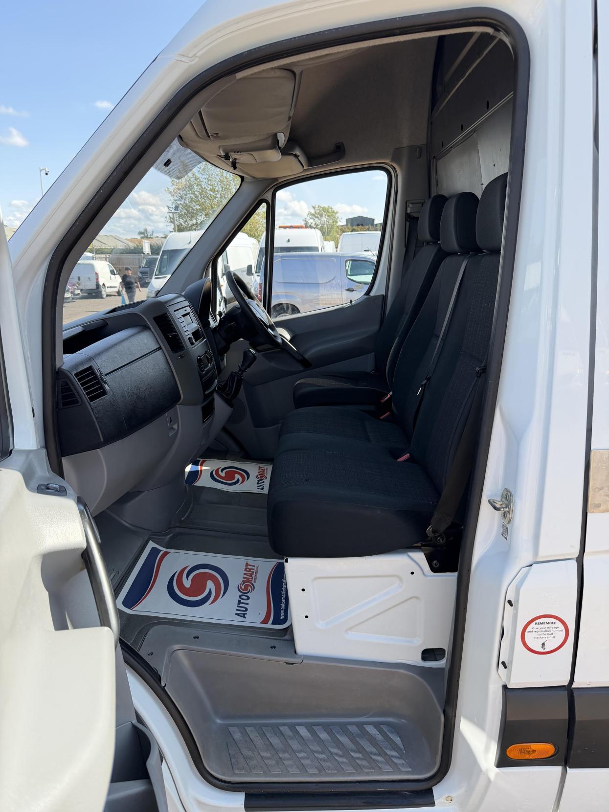 2018 Mercedes-Benz Sprinter 2.1 314 CDi Panel Van 5dr Diesel Manual RWD L2 (213 g/km, 140 bhp) - Thumbnail 16