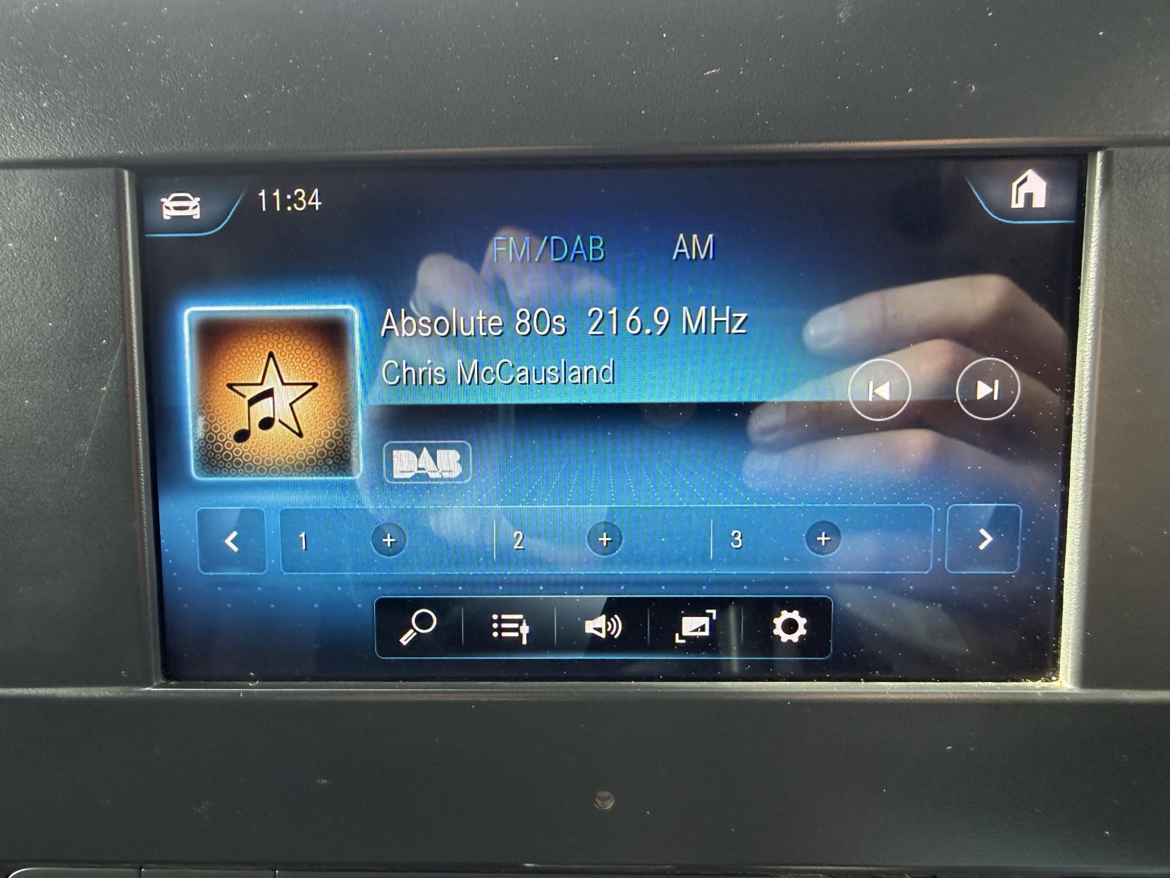 2019 Mercedes-Benz Sprinter 2.1 316 CDI Panel Van 5dr Diesel Manual RWD L2 H2 Euro 6 (163 ps) - Thumbnail 19