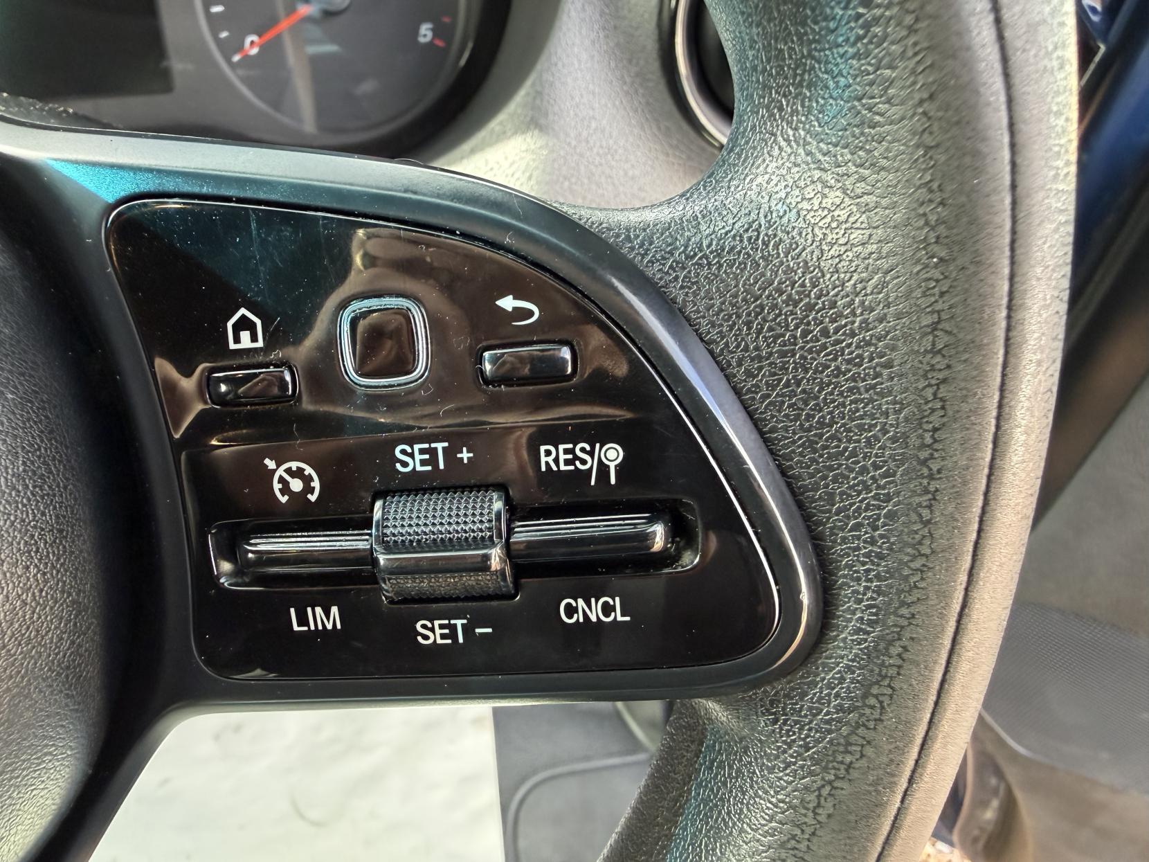 2019 Mercedes-Benz Sprinter 2.1 316 CDI Panel Van 5dr Diesel Manual RWD L2 H2 Euro 6 (163 ps) - Thumbnail 18