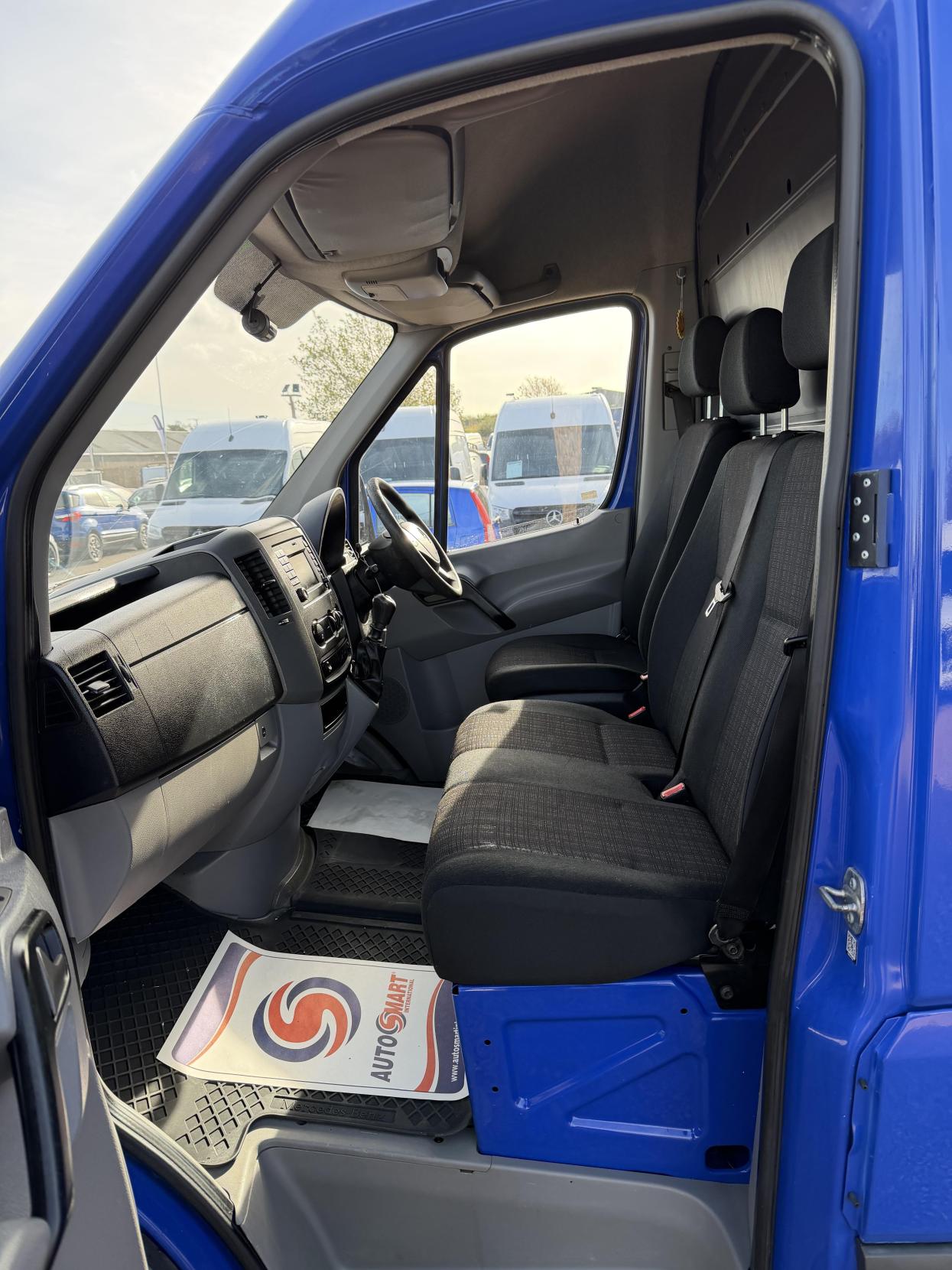 2017 Mercedes-Benz Sprinter 2.1 314 CDi Panel Van 5dr Diesel Manual RWD L2 (213 g/km, 140 bhp) - Thumbnail 30
