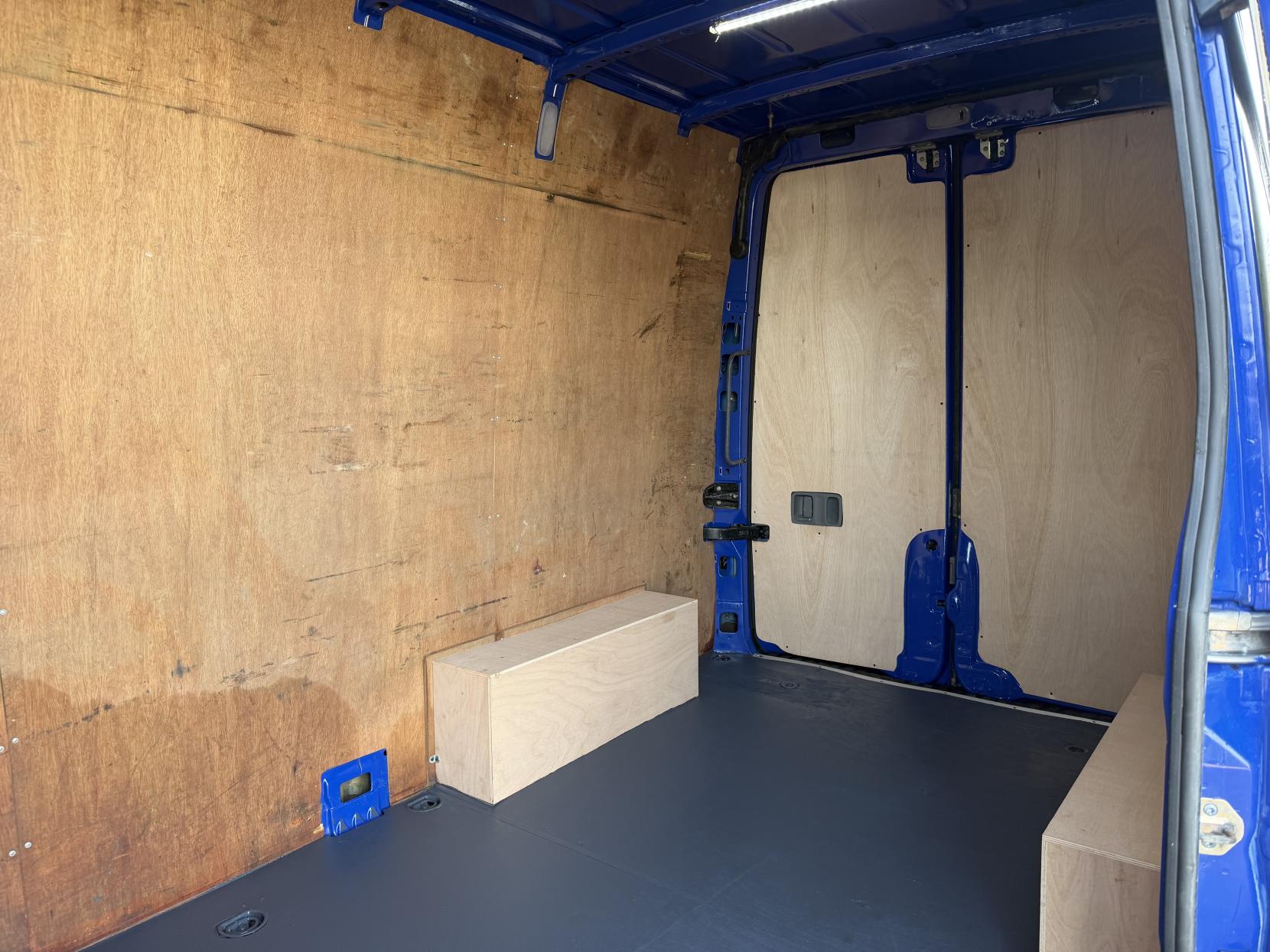 2017 Mercedes-Benz Sprinter 2.1 314 CDi Panel Van 5dr Diesel Manual RWD L2 (213 g/km, 140 bhp) - Thumbnail 38